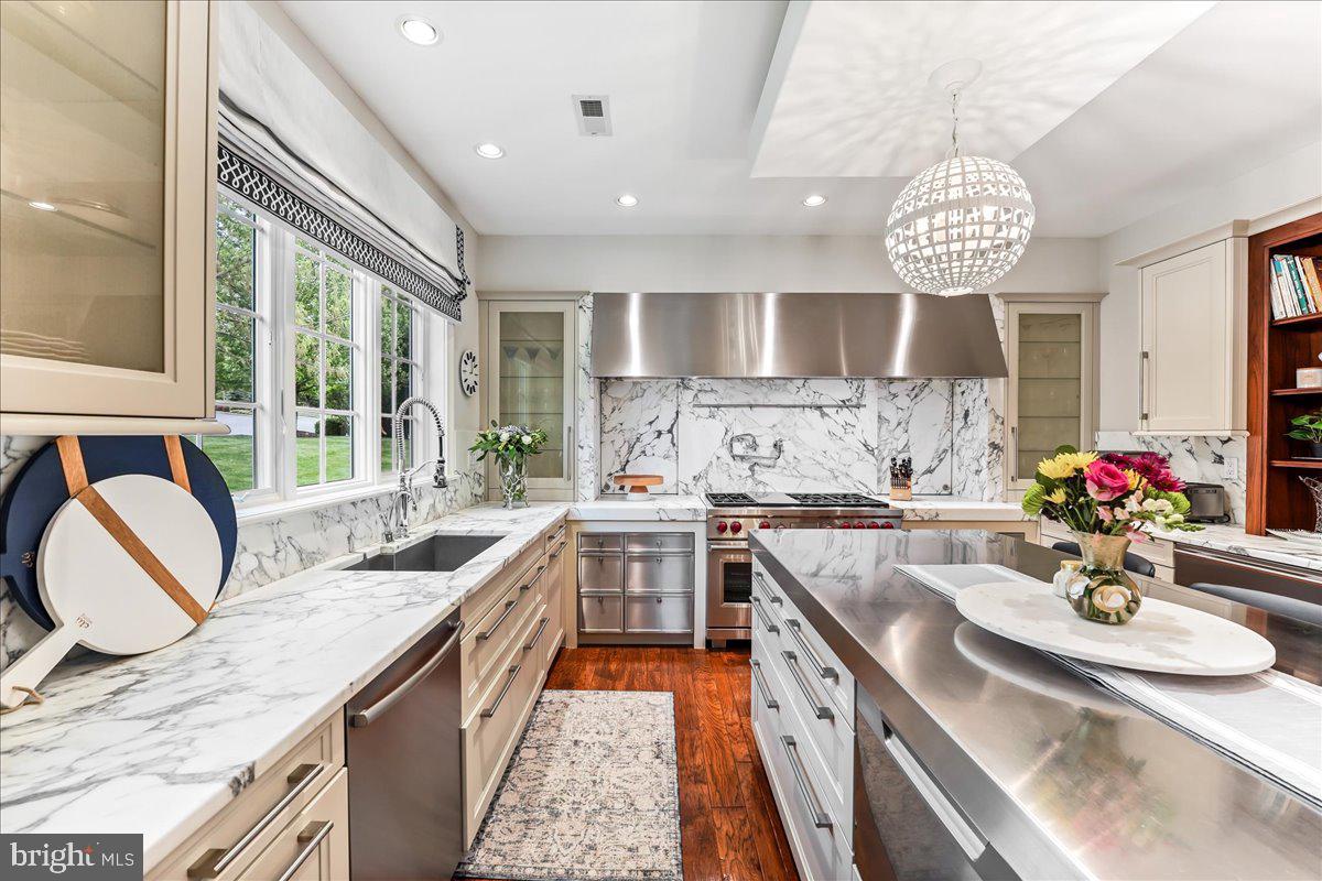 HAVERFORD RESERVE - Residential