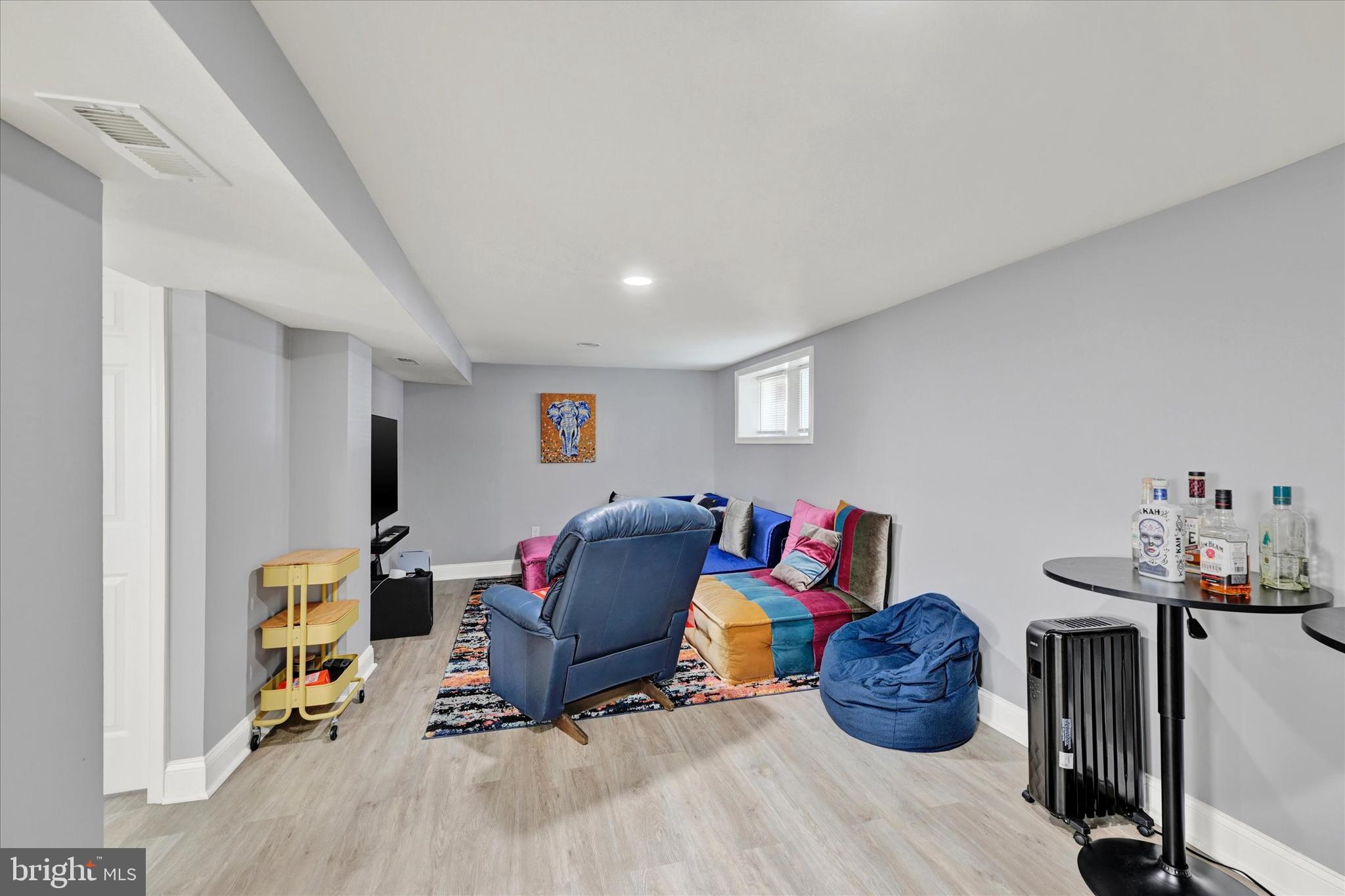 FRANKFORD - Residential