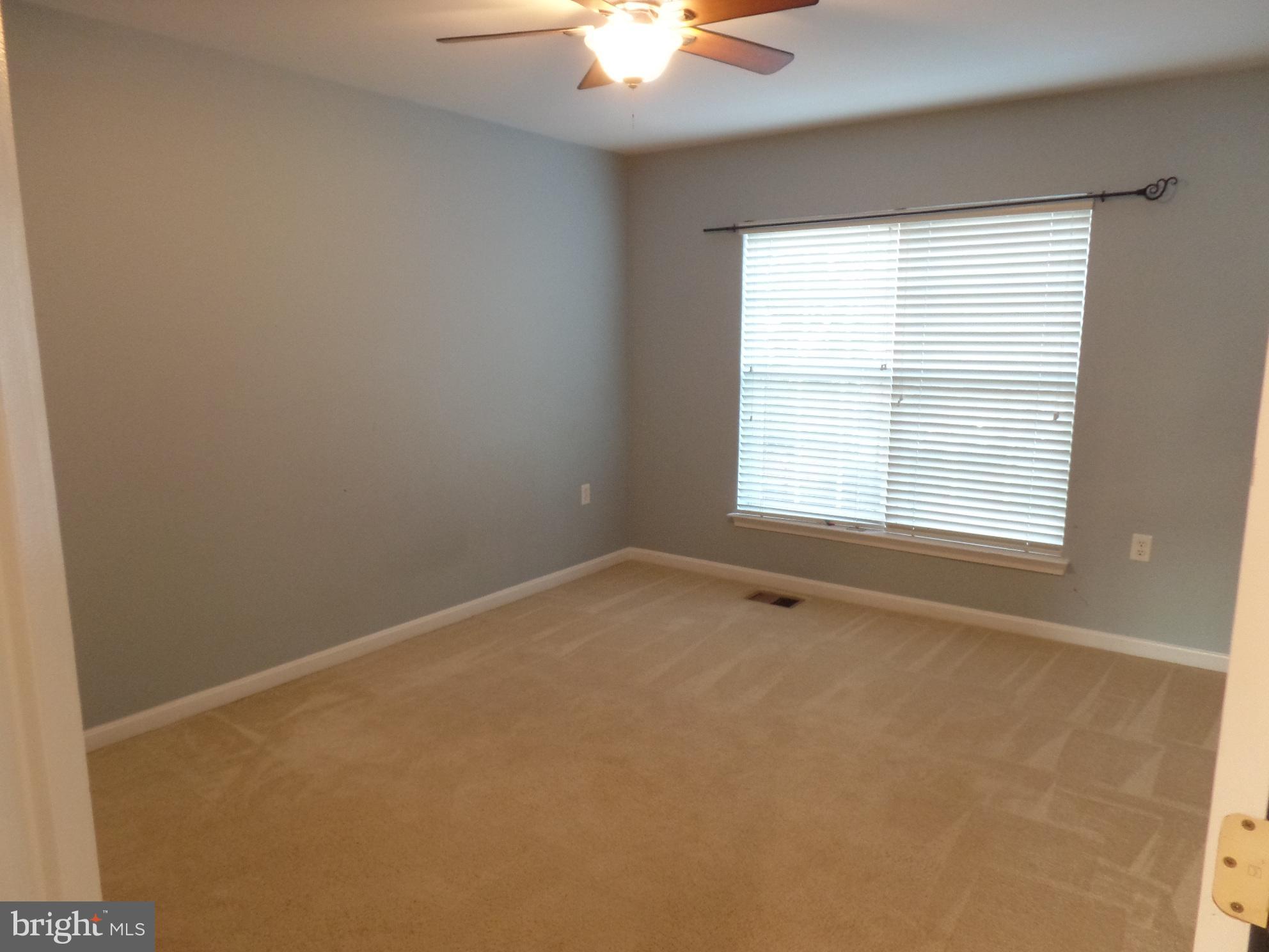 MARKET CENTER - Residential Lease