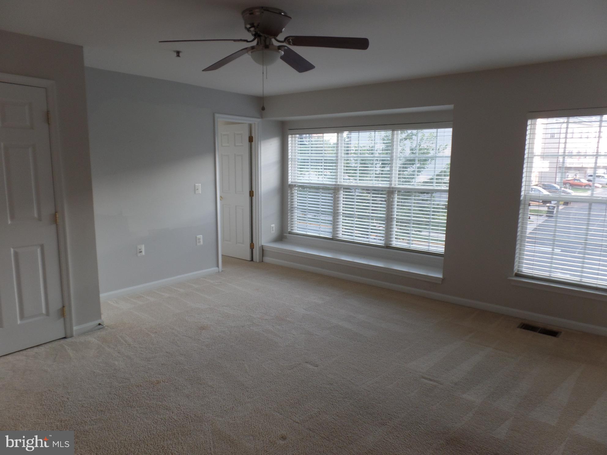 MARKET CENTER - Residential Lease