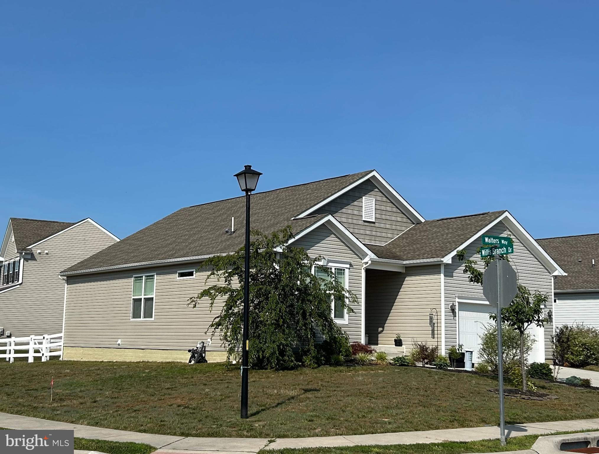48 WALTERS WAY