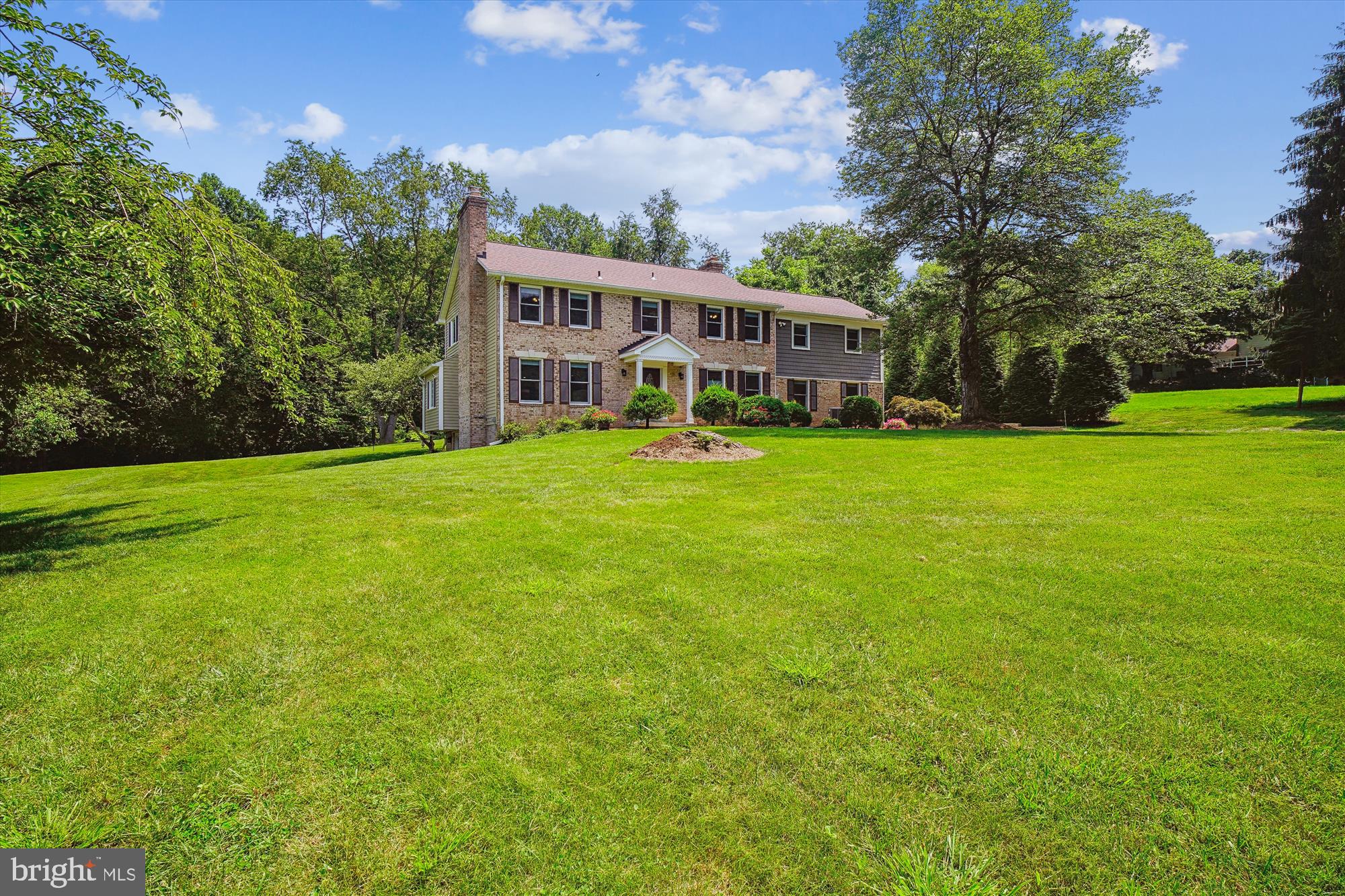 1505 TUCKER LANE