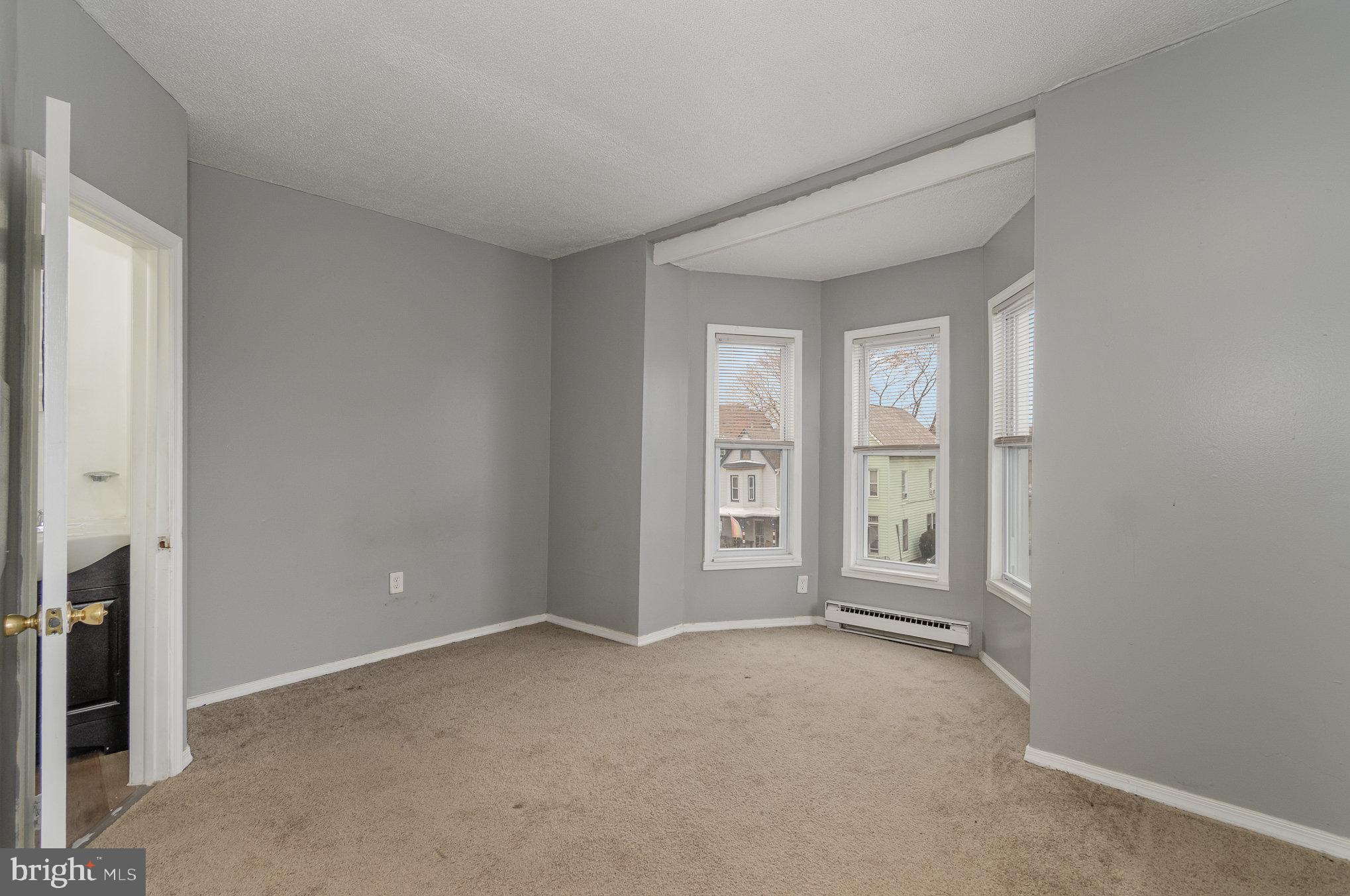 CHARLES VILLAGE - Residential Income