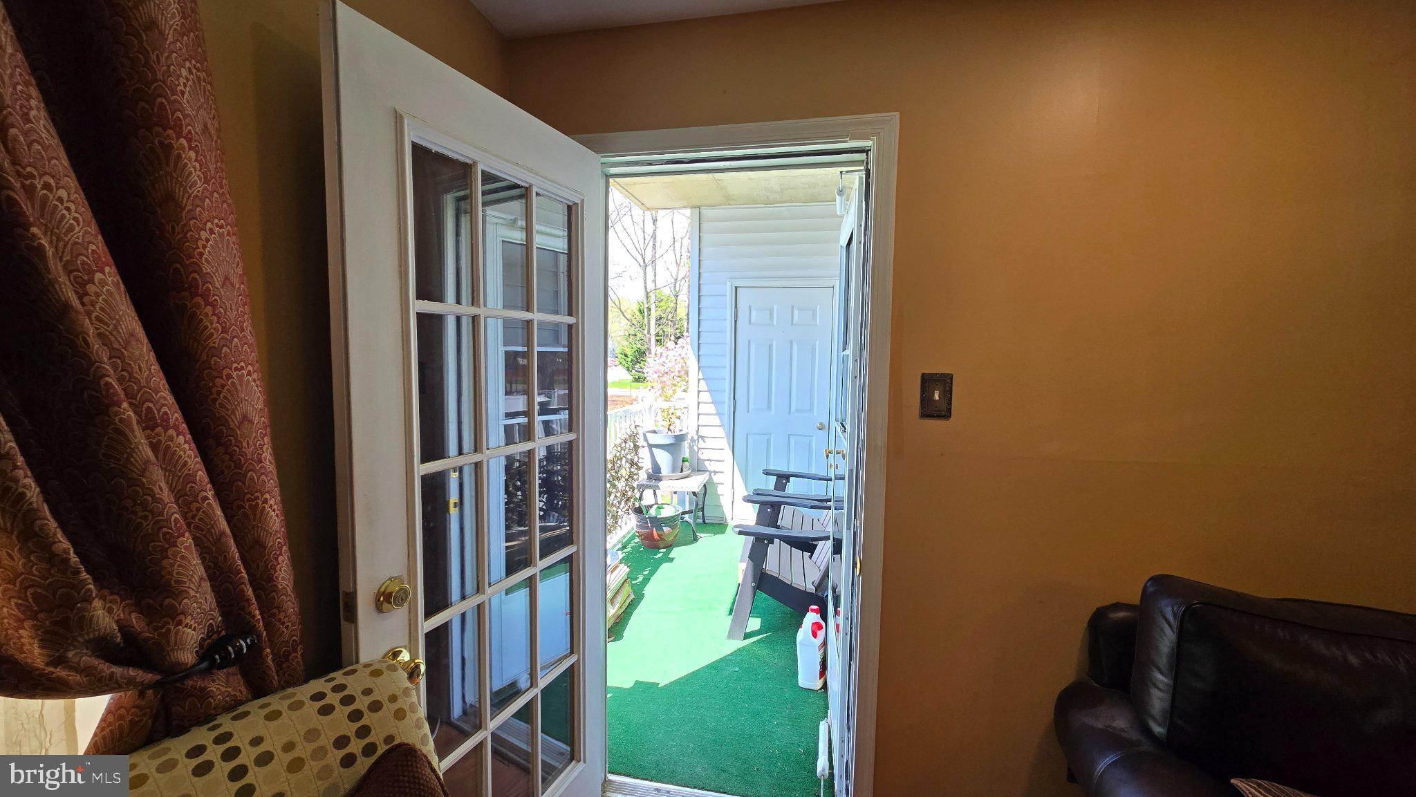 ASHTON CONDO - Residential