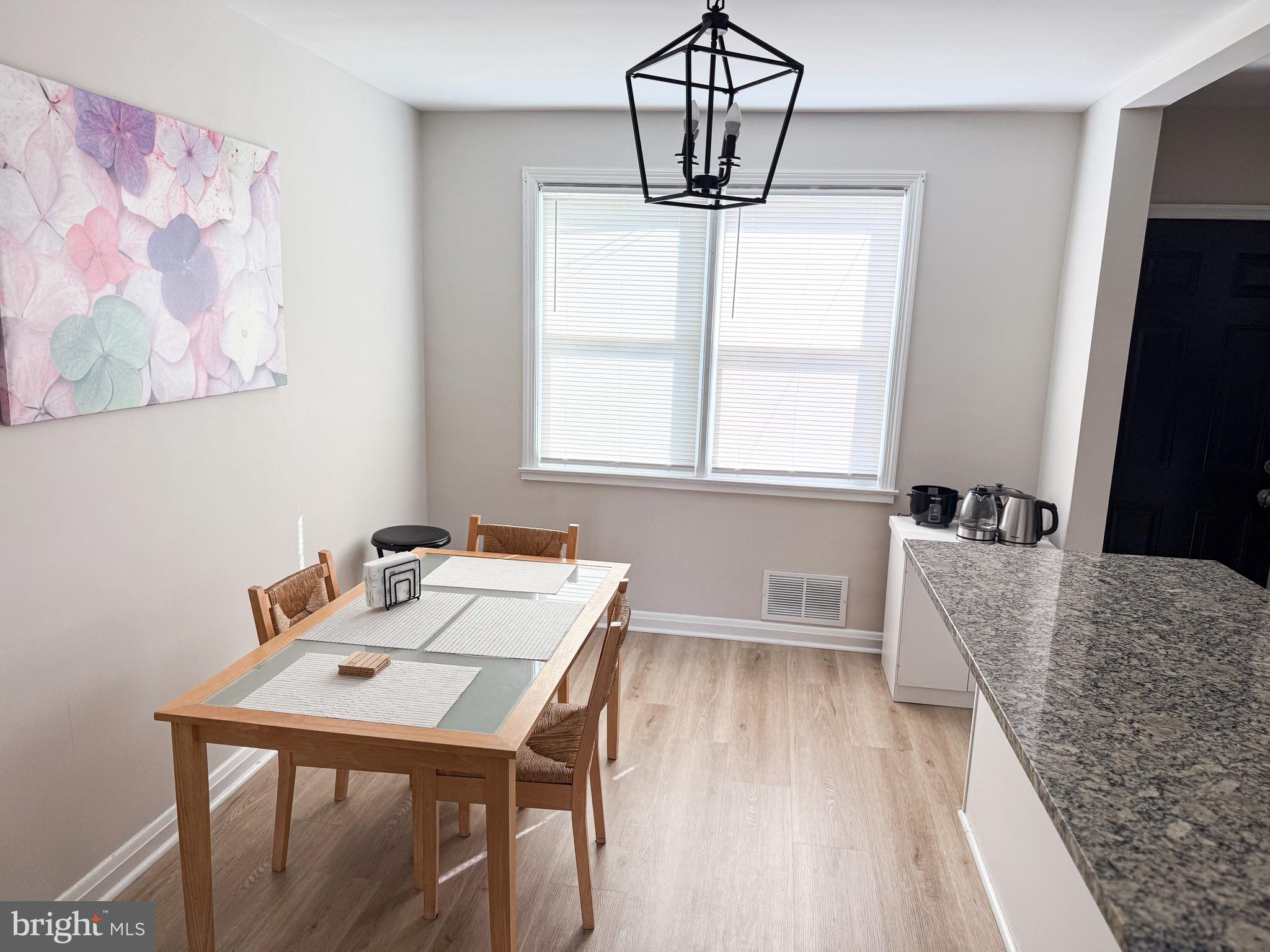 MERRITT HOMES - Residential Lease