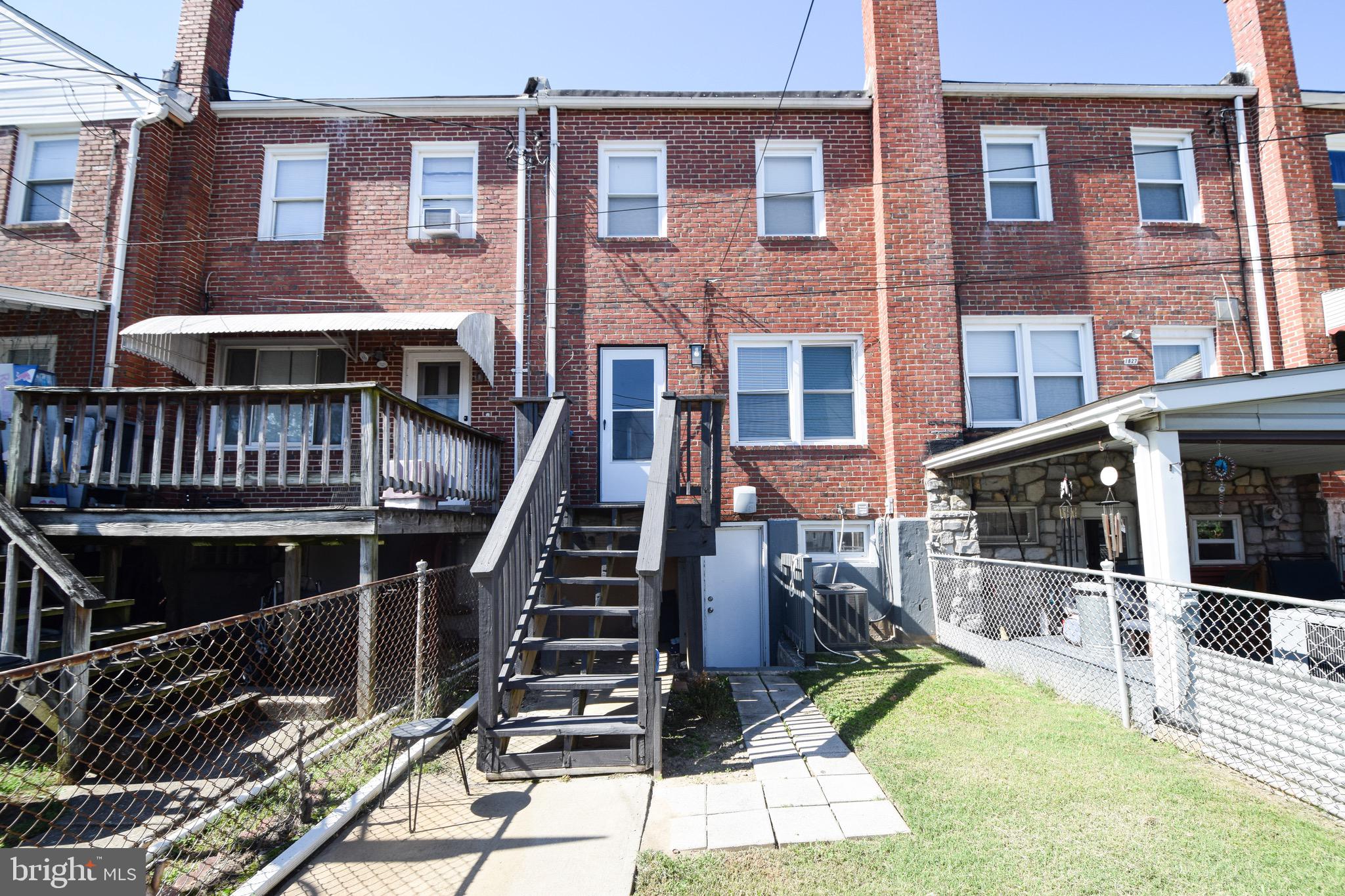 MERRITT HOMES - Residential Lease