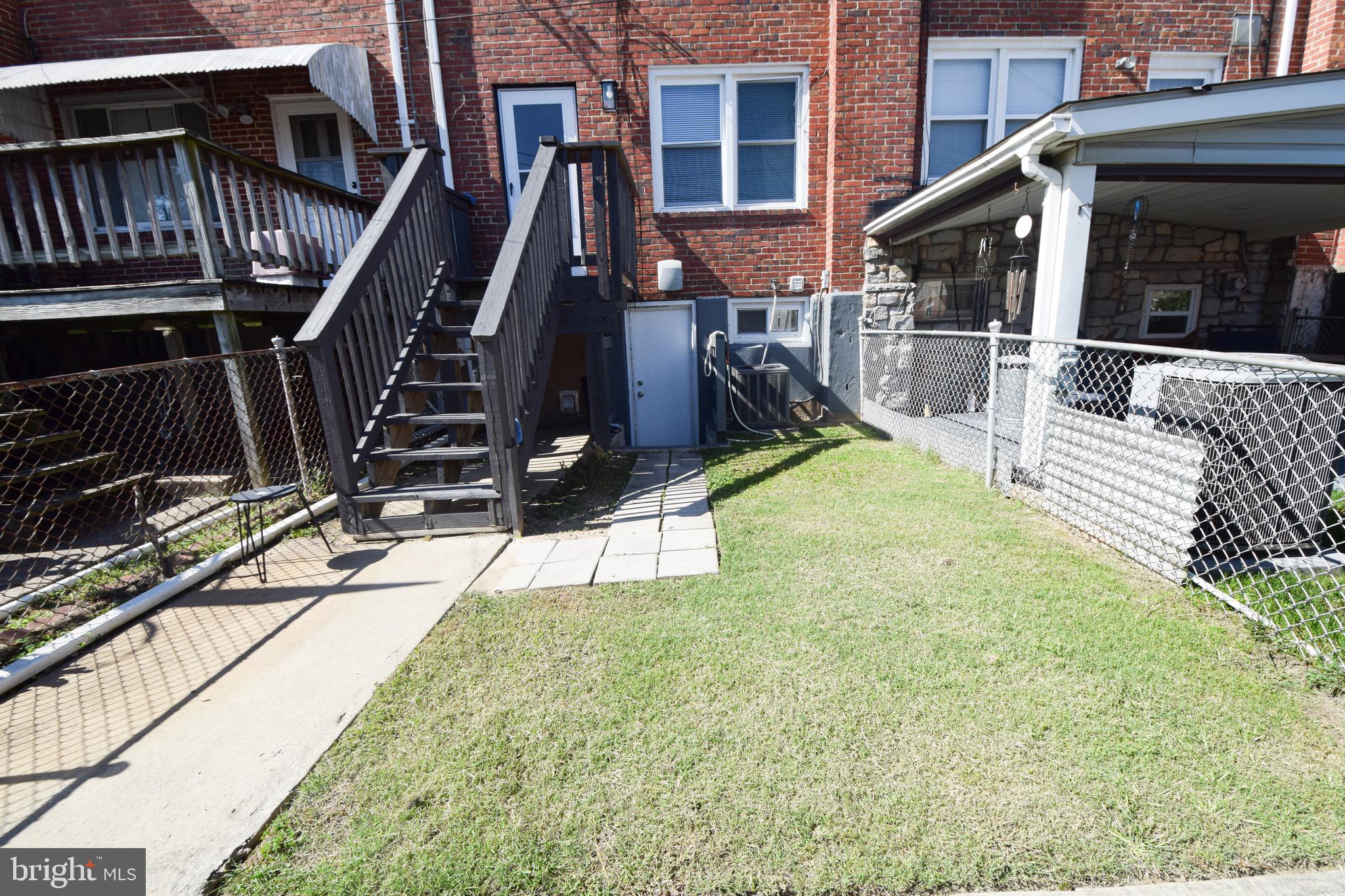 MERRITT HOMES - Residential Lease