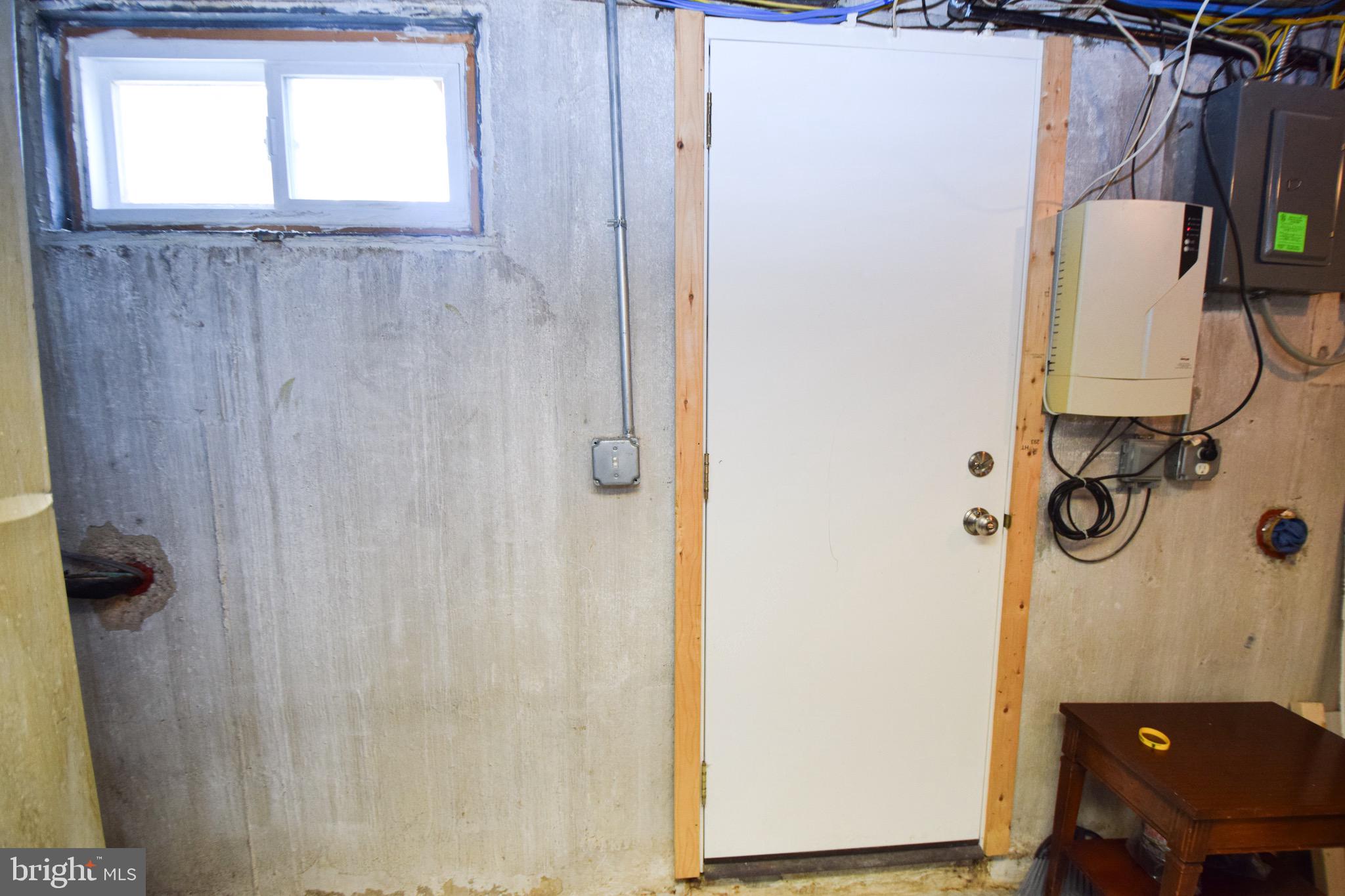 MERRITT HOMES - Residential Lease