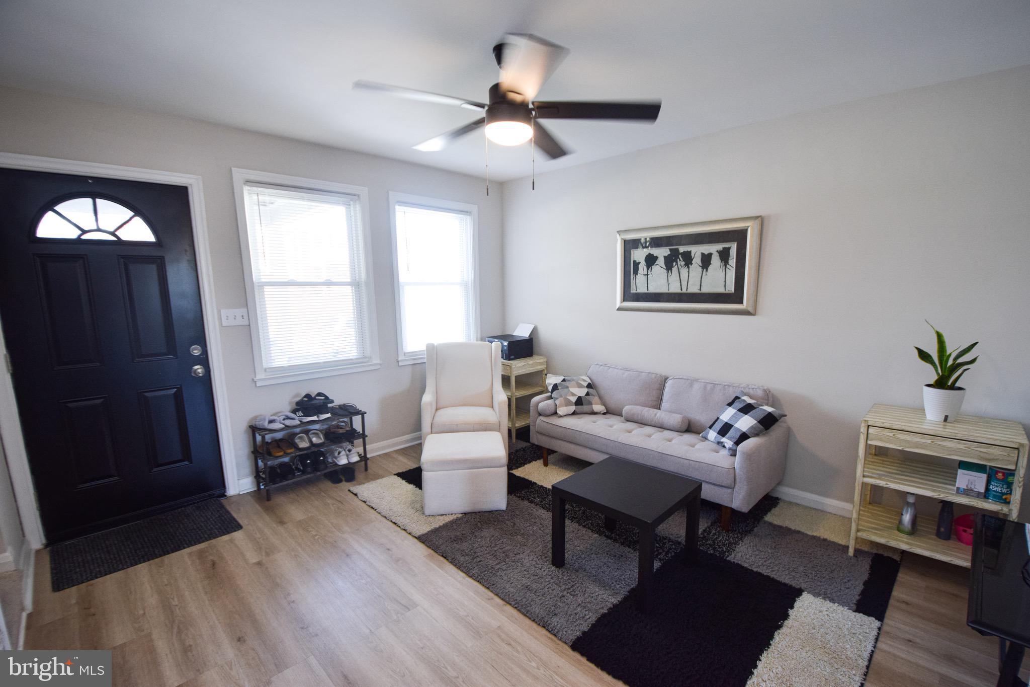 MERRITT HOMES - Residential Lease