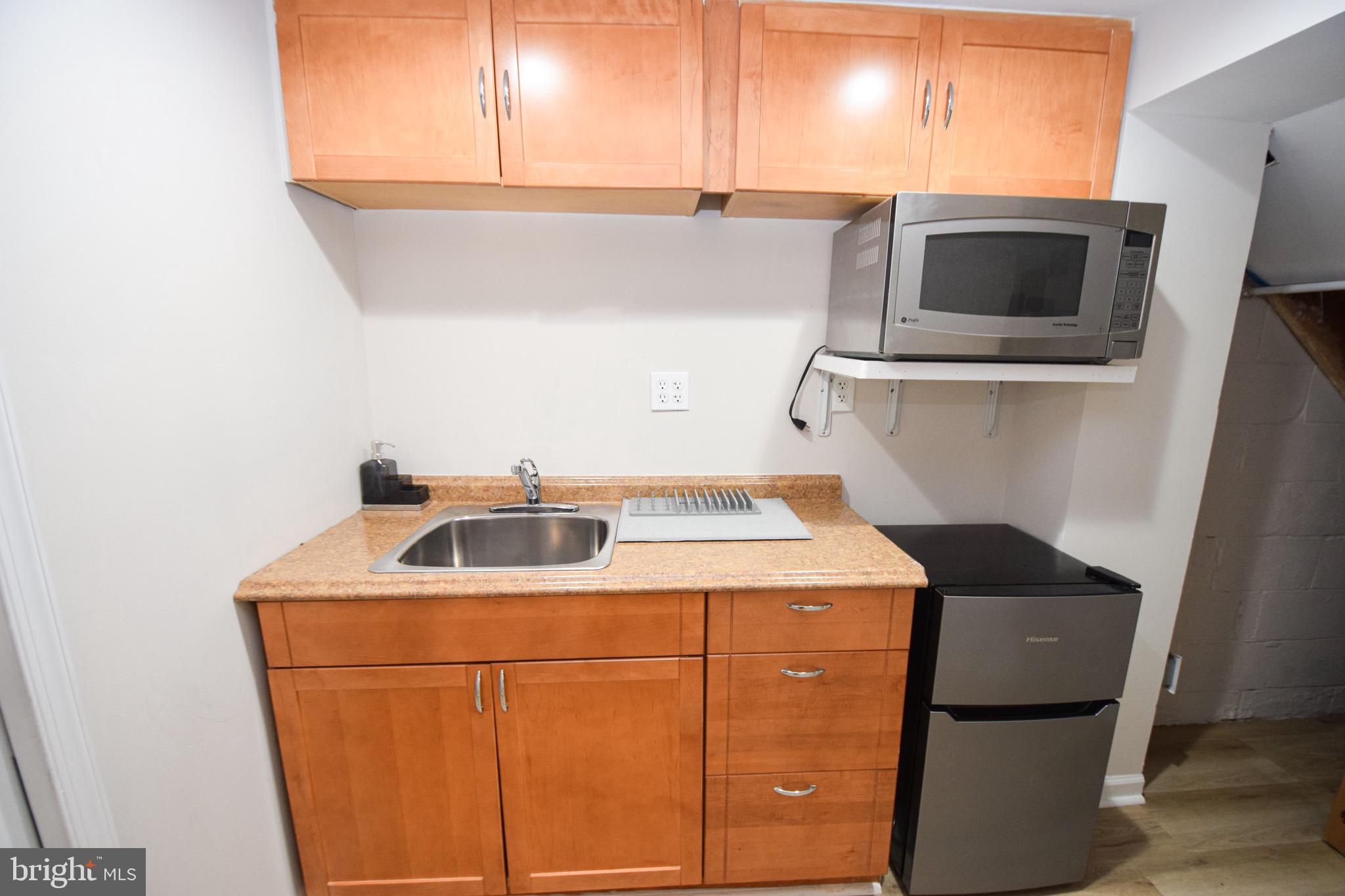 MERRITT HOMES - Residential Lease