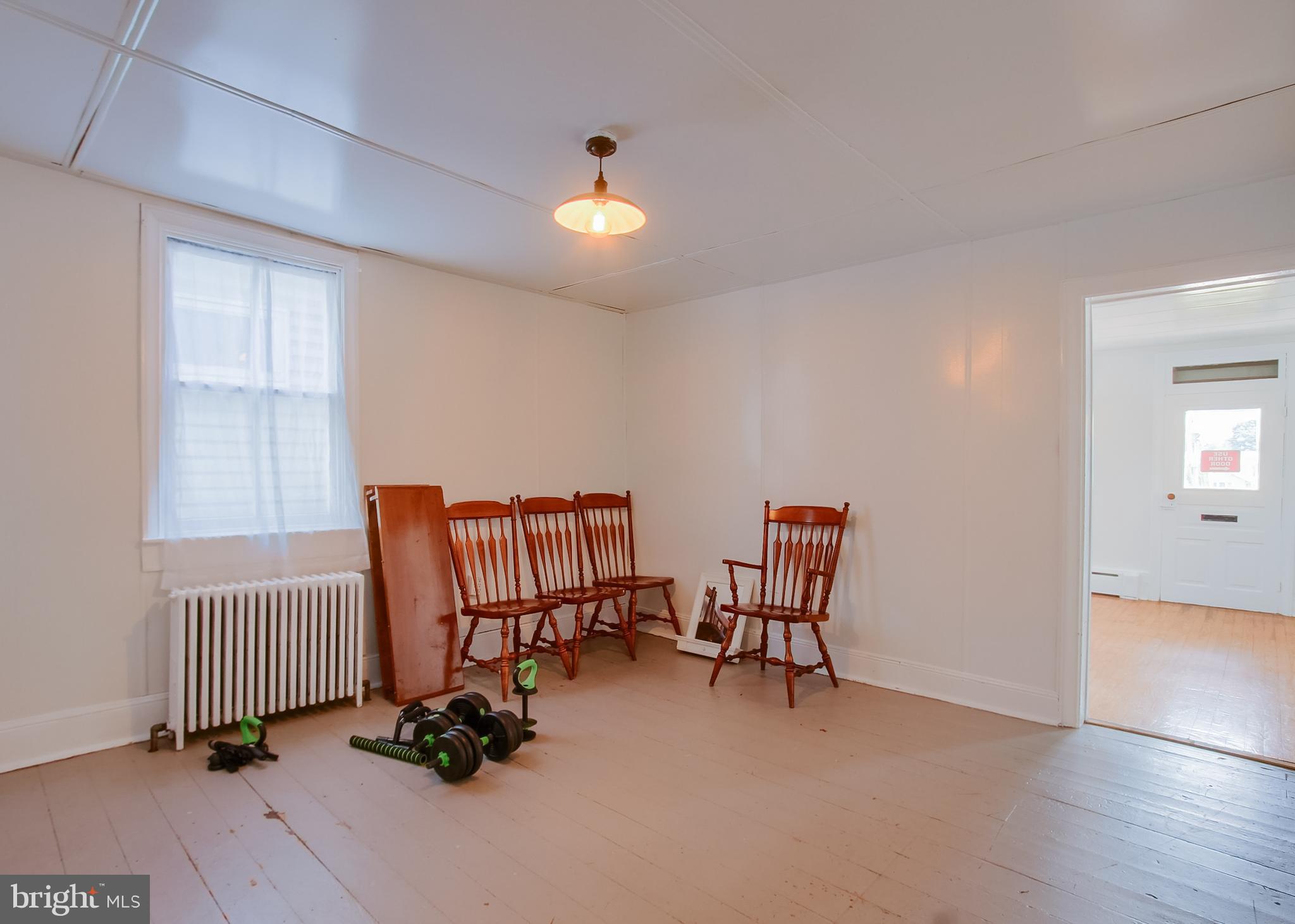 VILLAGE OF LINGLESTOWN - Commercial Sale