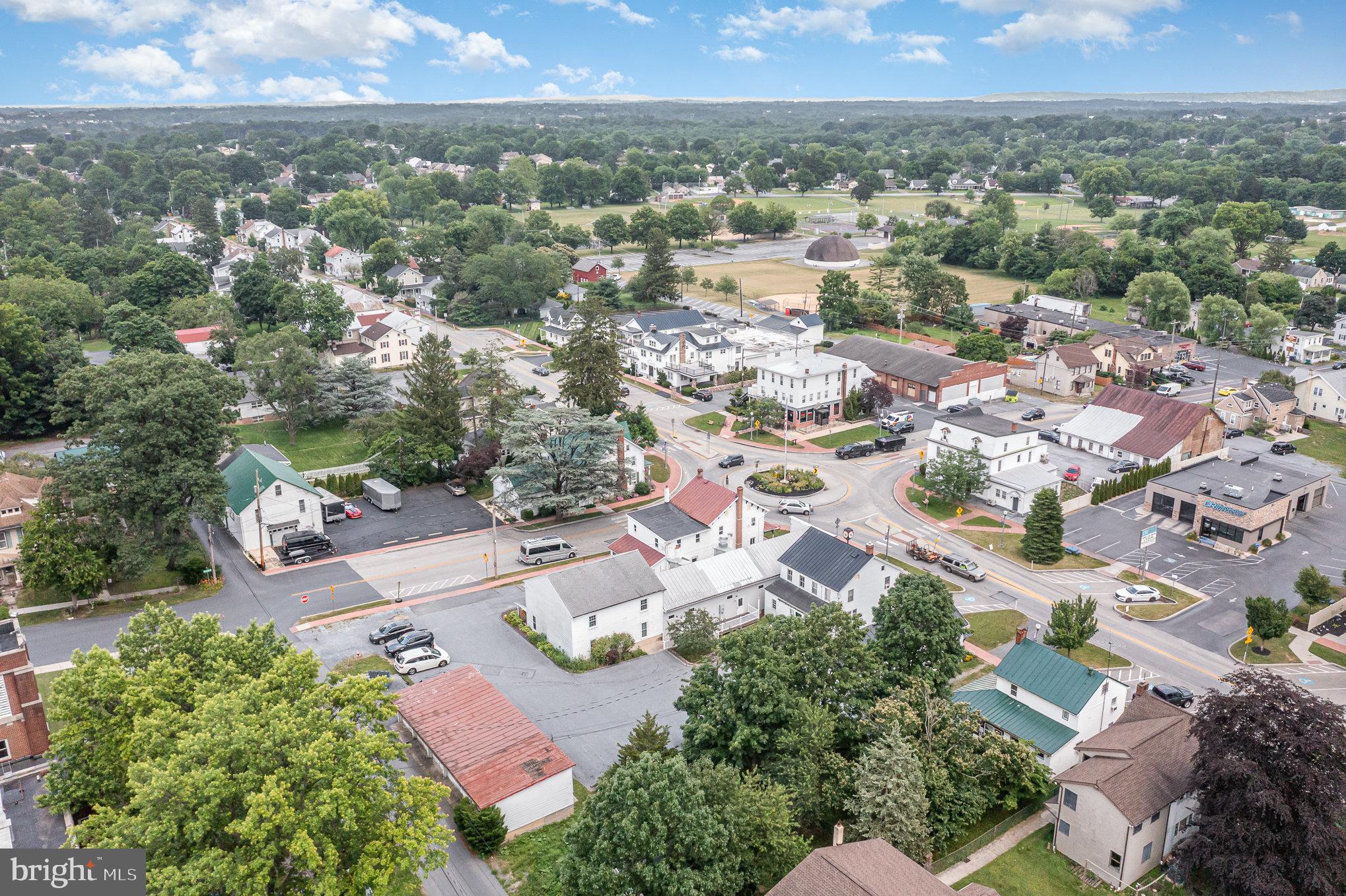 VILLAGE OF LINGLESTOWN - Commercial Sale