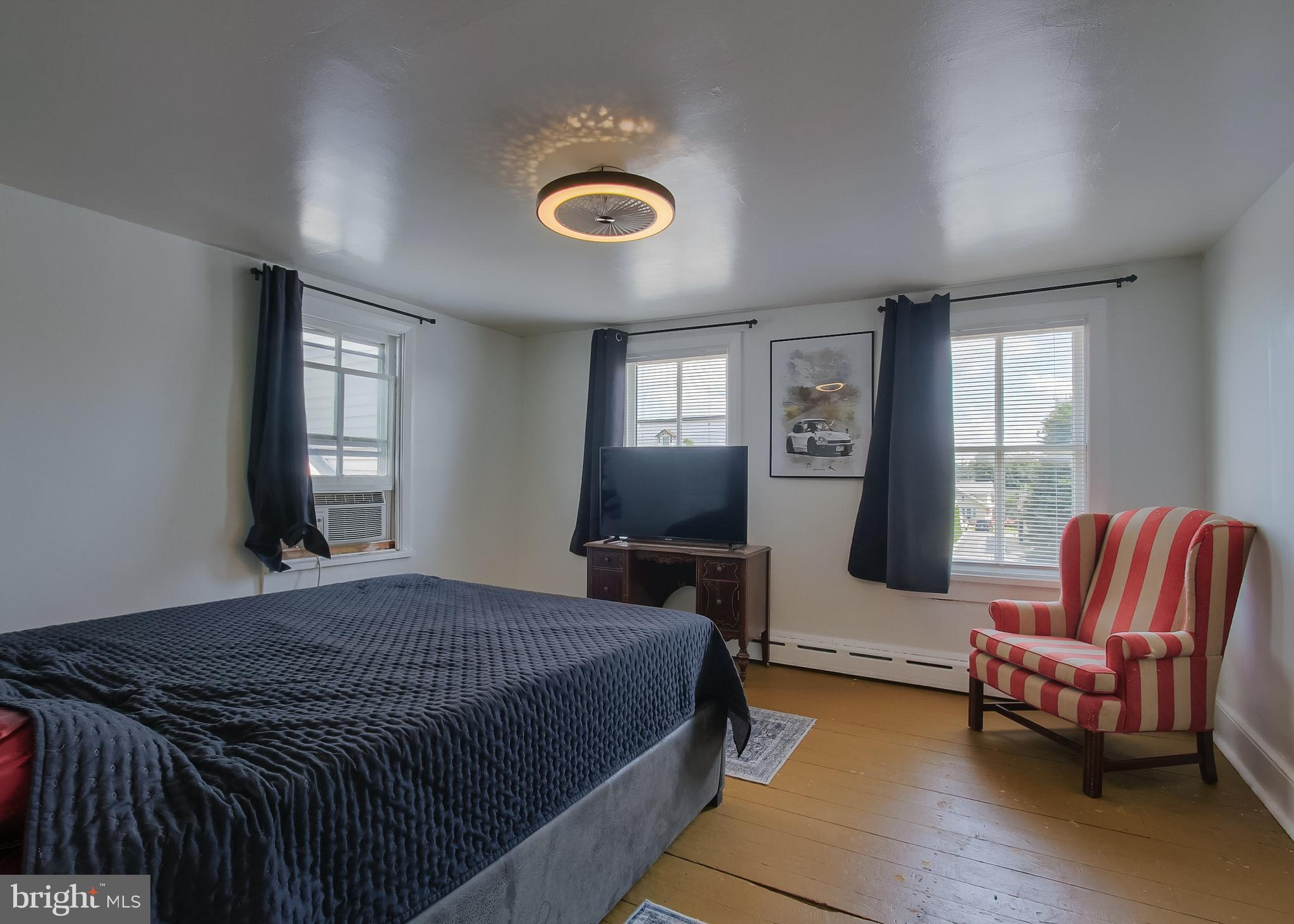 VILLAGE OF LINGLESTOWN - Commercial Sale