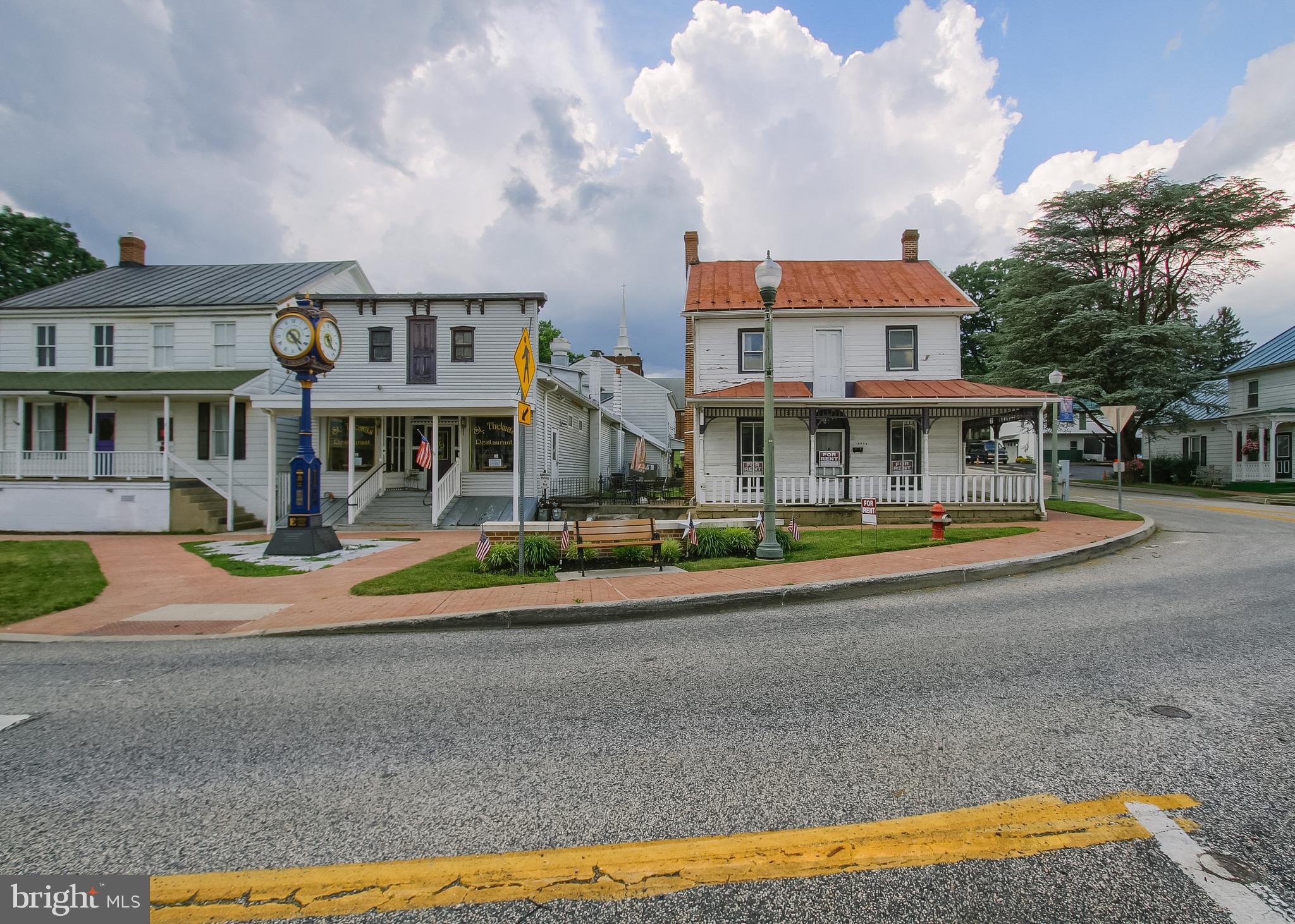 VILLAGE OF LINGLESTOWN - Commercial Sale