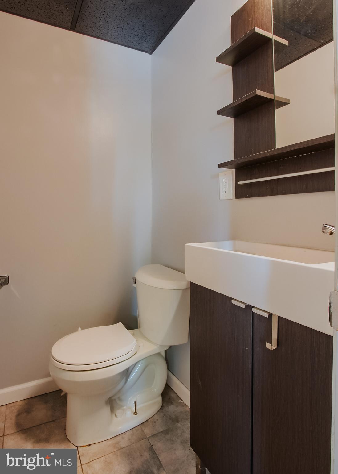 VILLAGE OF LINGLESTOWN - Commercial Sale