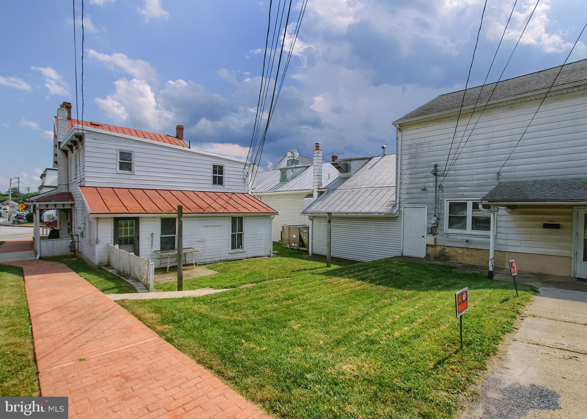 VILLAGE OF LINGLESTOWN - Commercial Sale