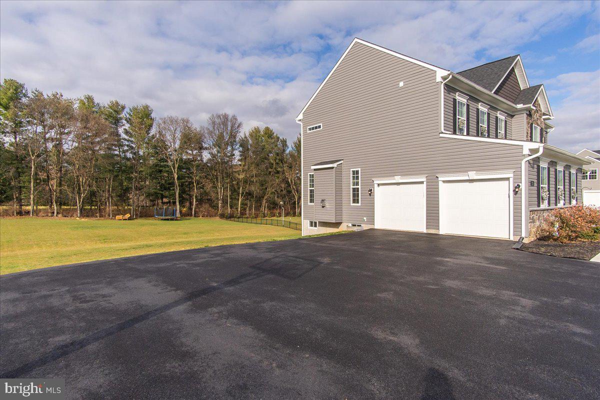 AMBERFIELD - Residential