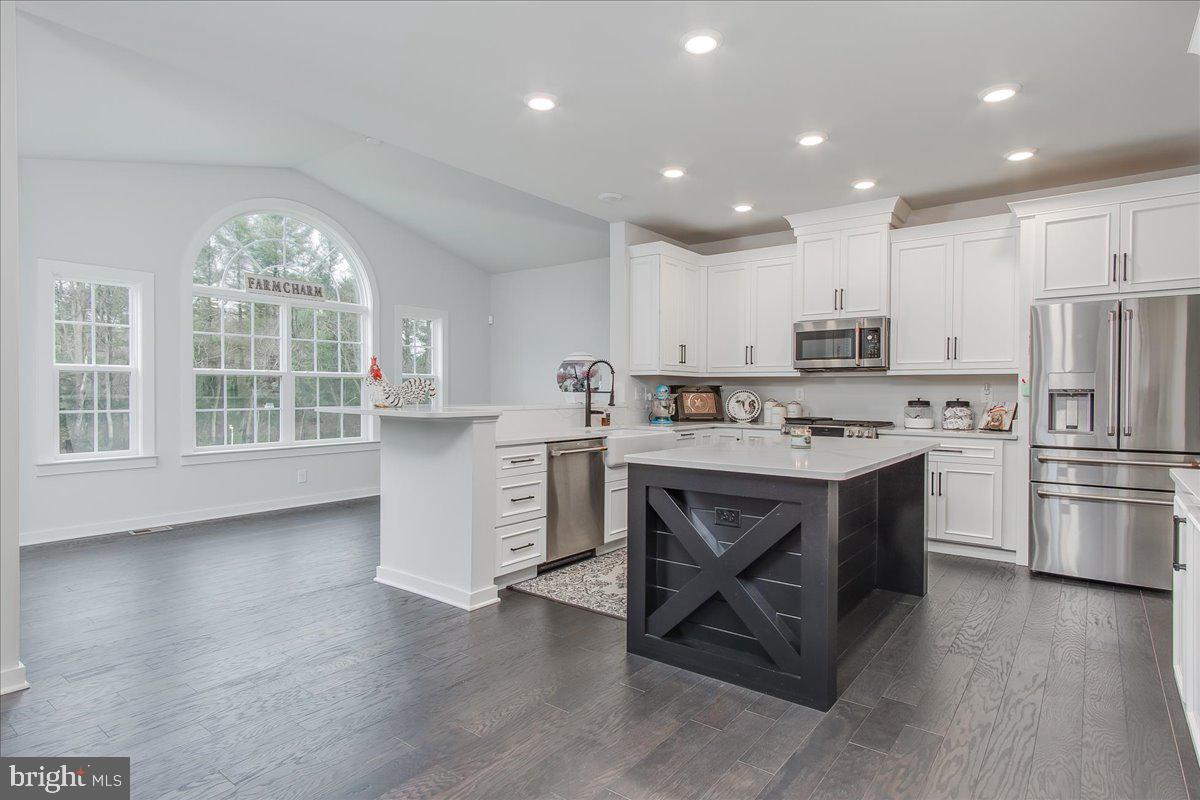 AMBERFIELD - Residential