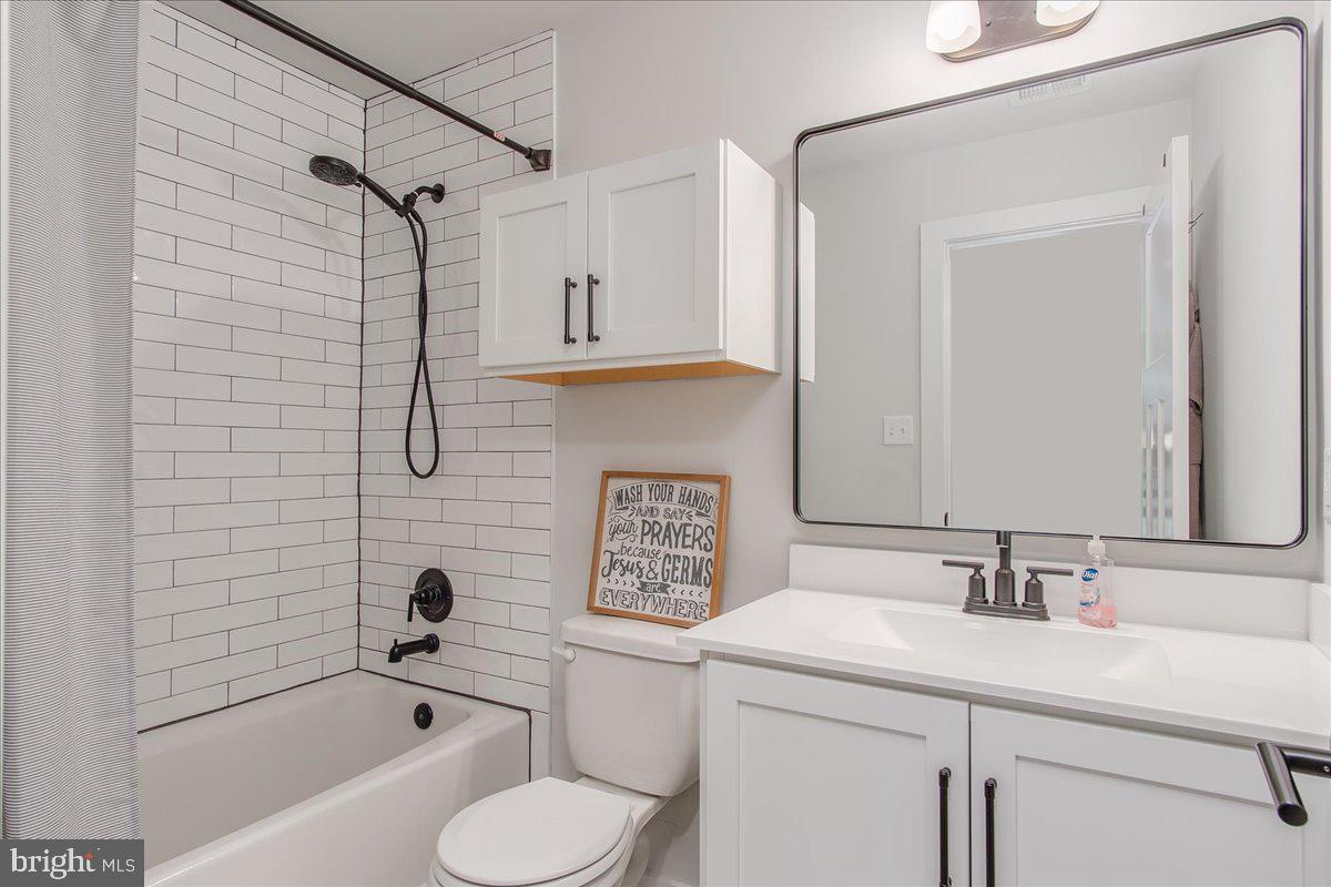 AMBERFIELD - Residential