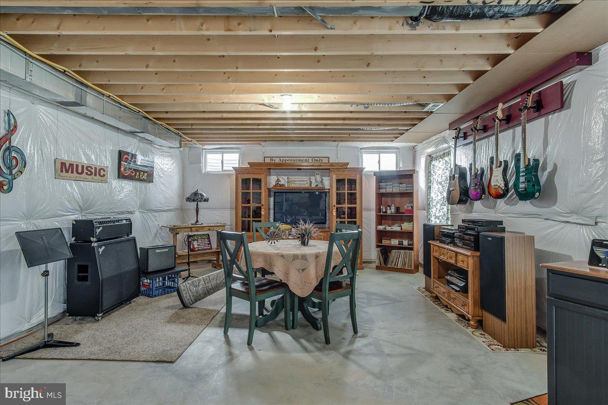 AMBERFIELD - Residential