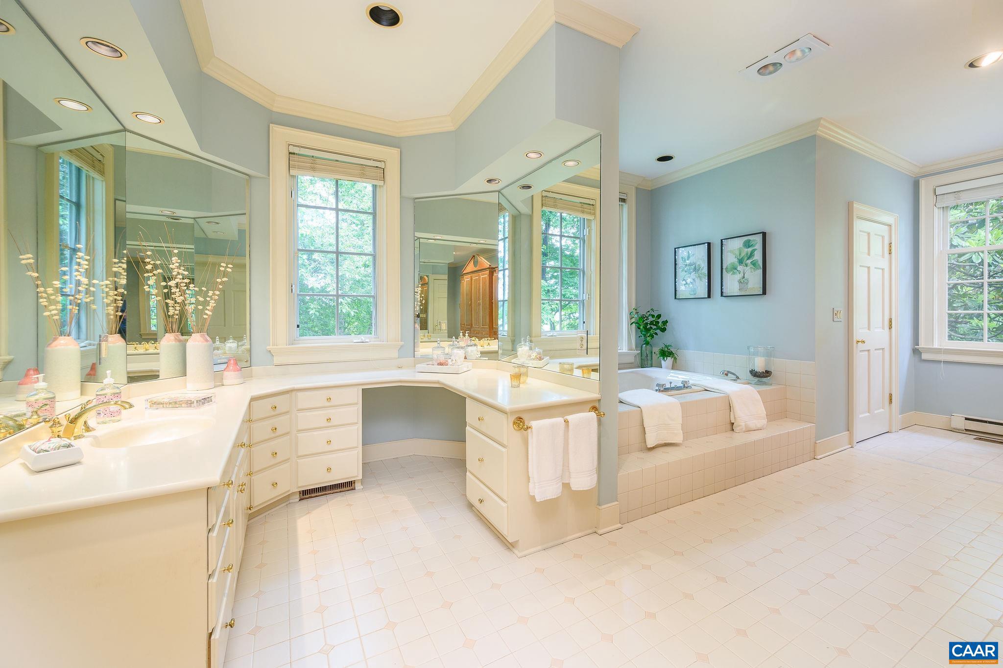 GARTH GATE - Residential