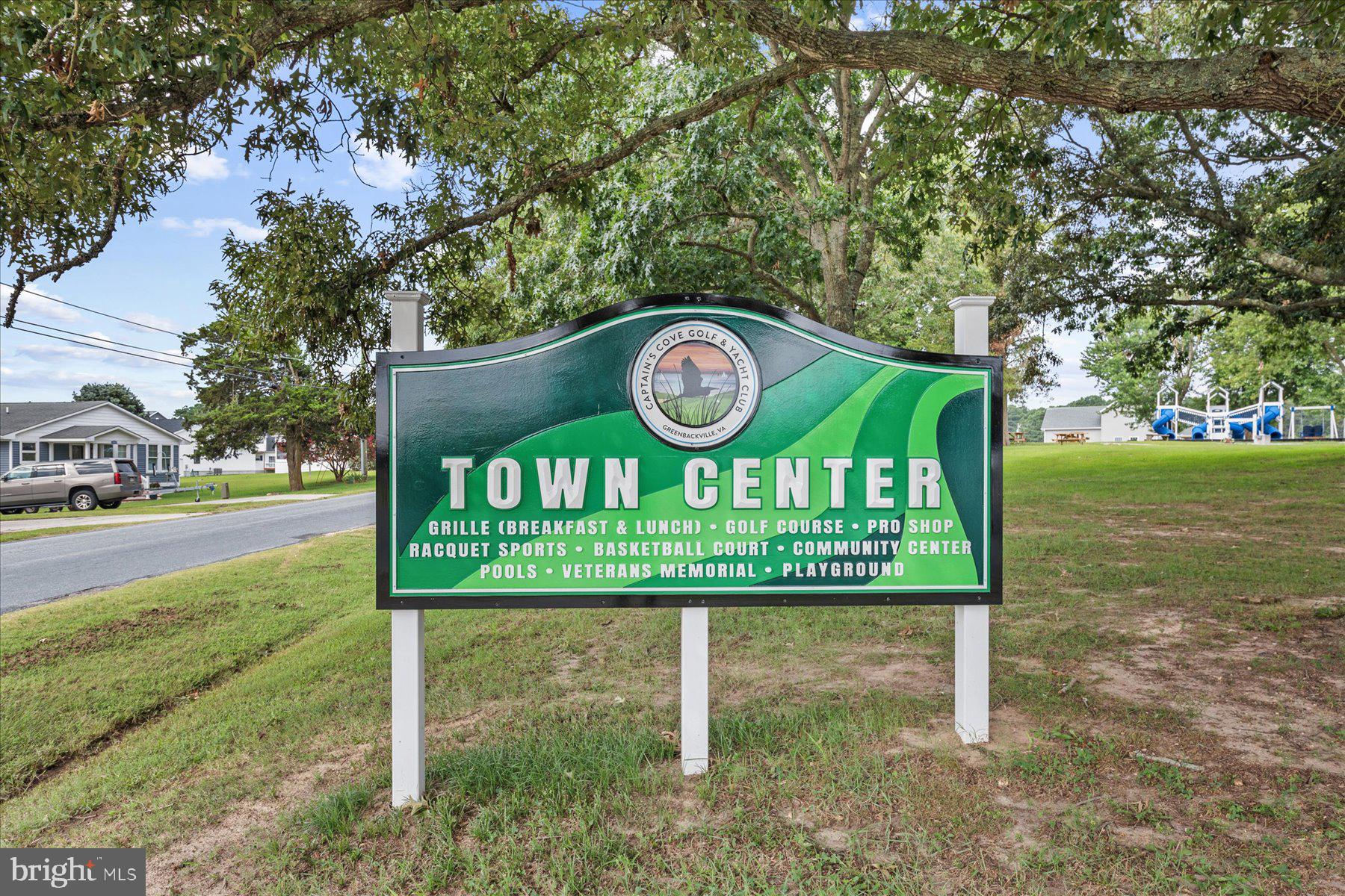 CAPTAIN'S COVE - Land