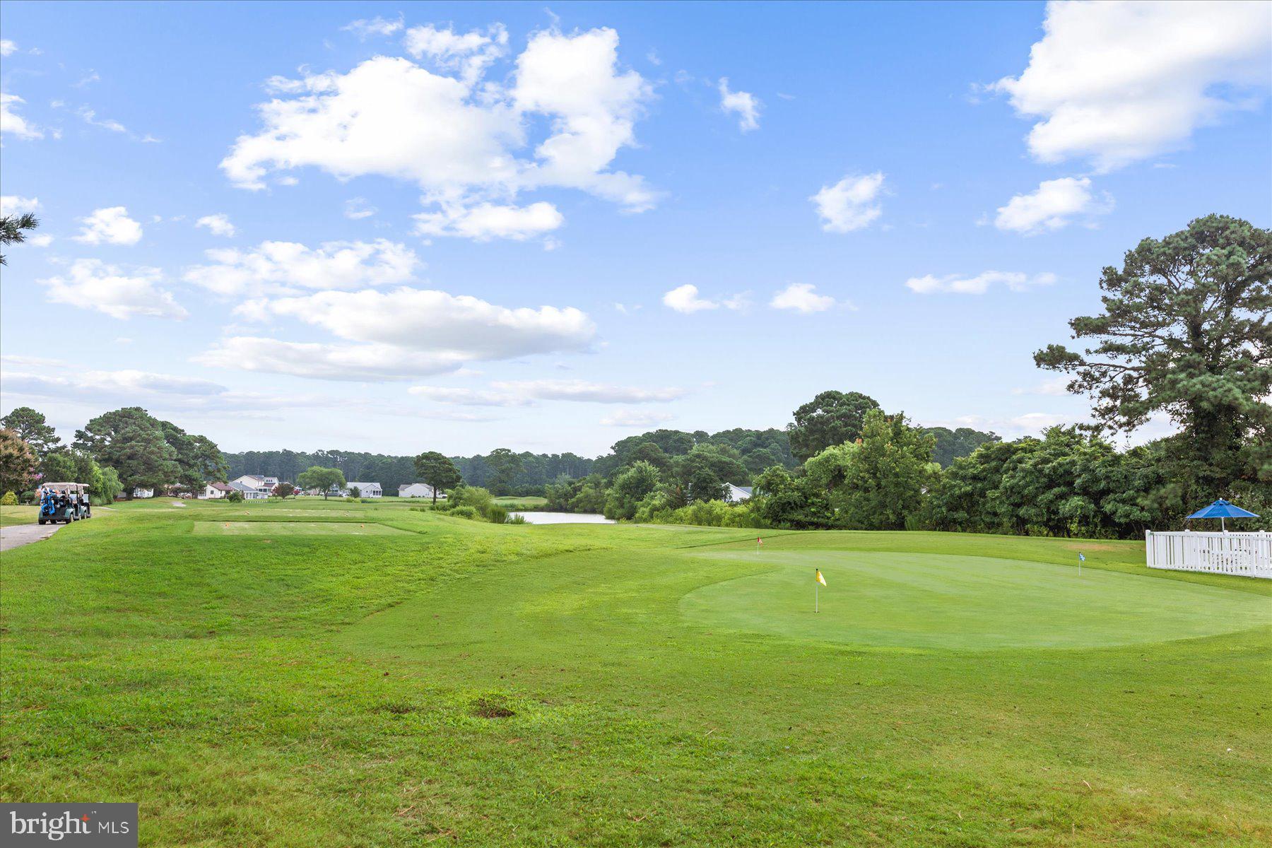 CAPTAIN'S COVE - Land