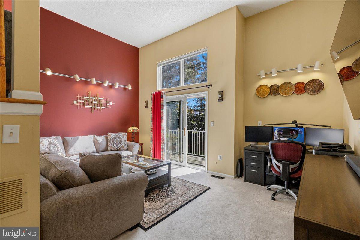 37 KETLEY PLACE