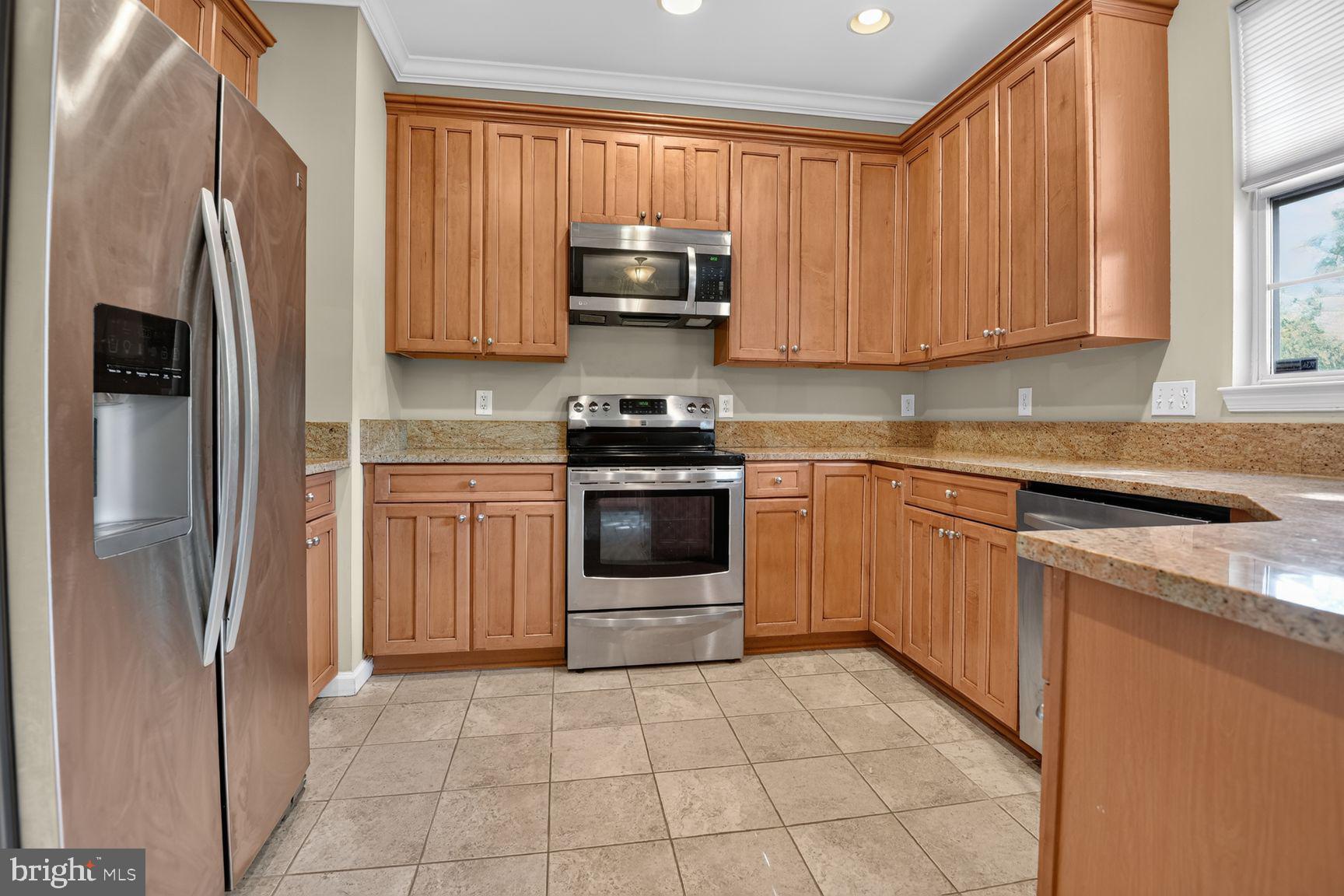 4129 GROVER GLEN COURT