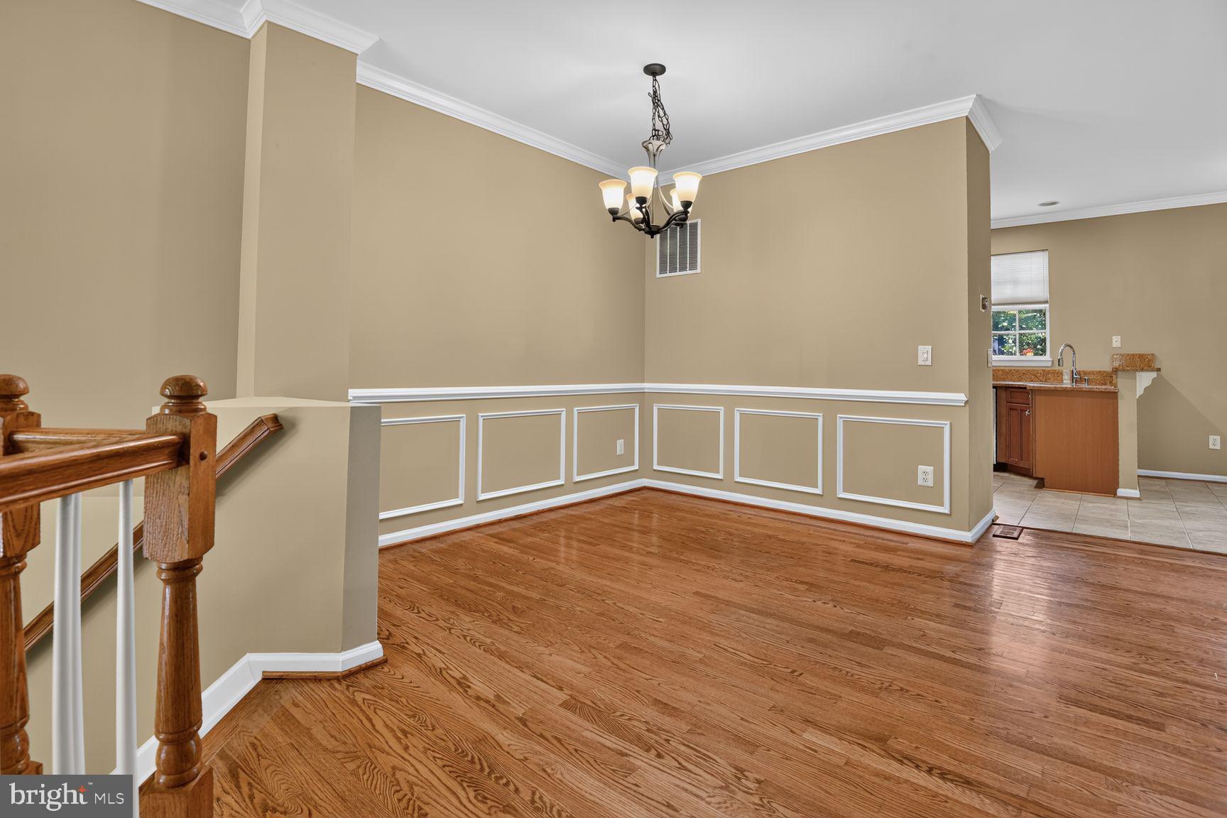 4129 GROVER GLEN COURT