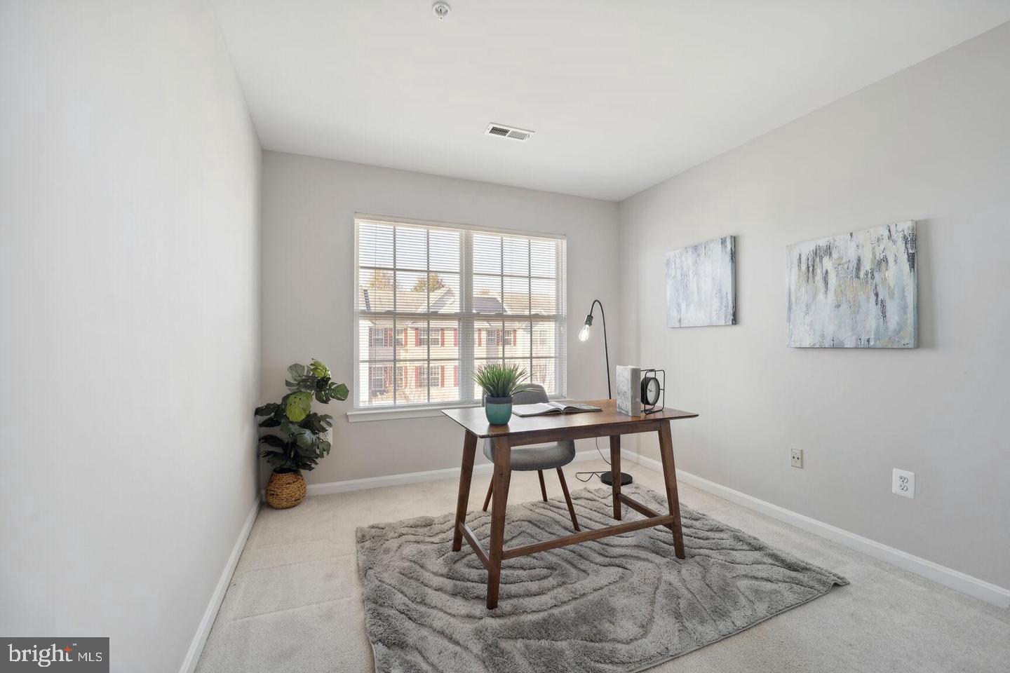 PERRYWOOD - Residential Lease