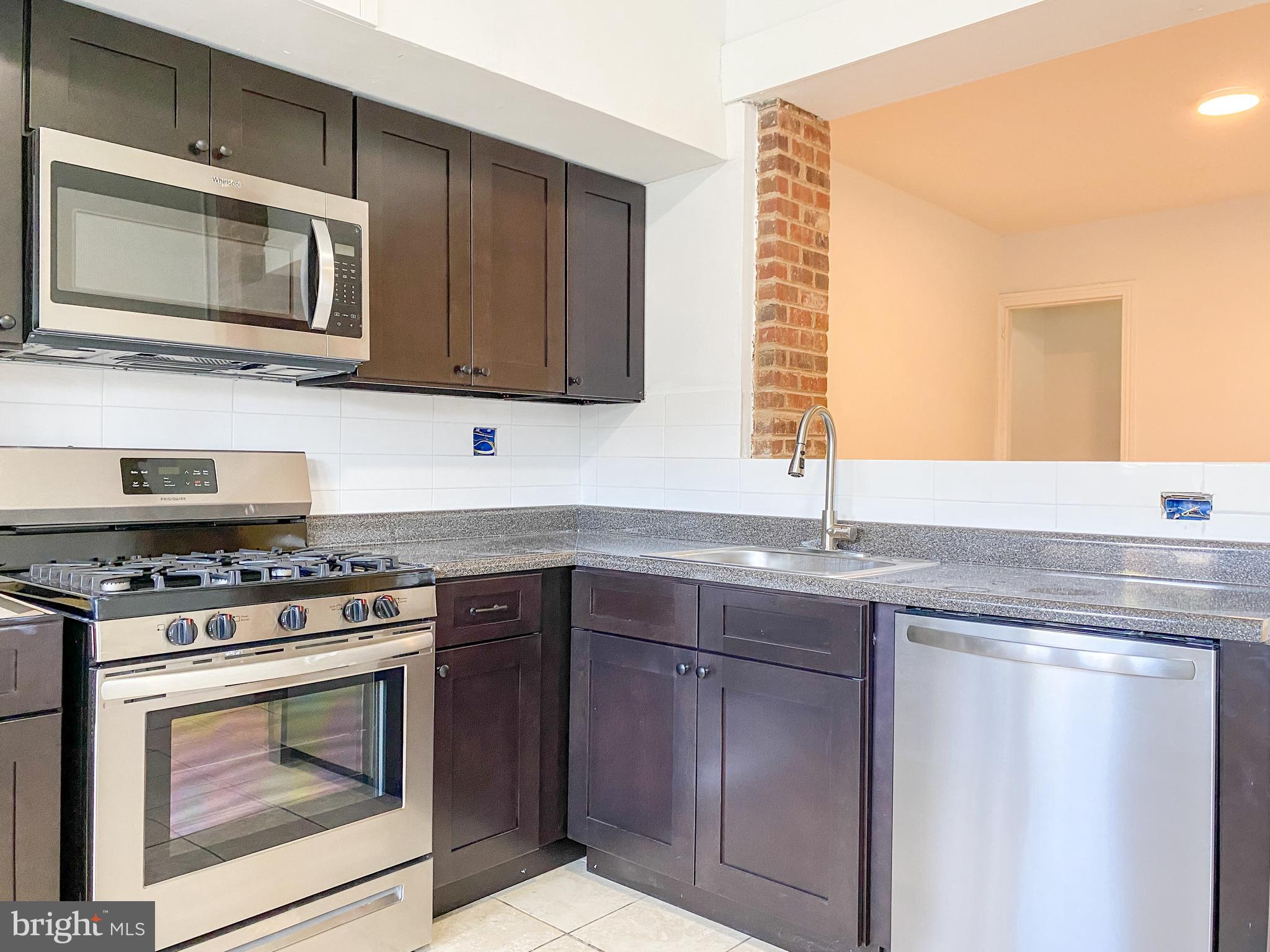 FISHTOWN - Residential Lease