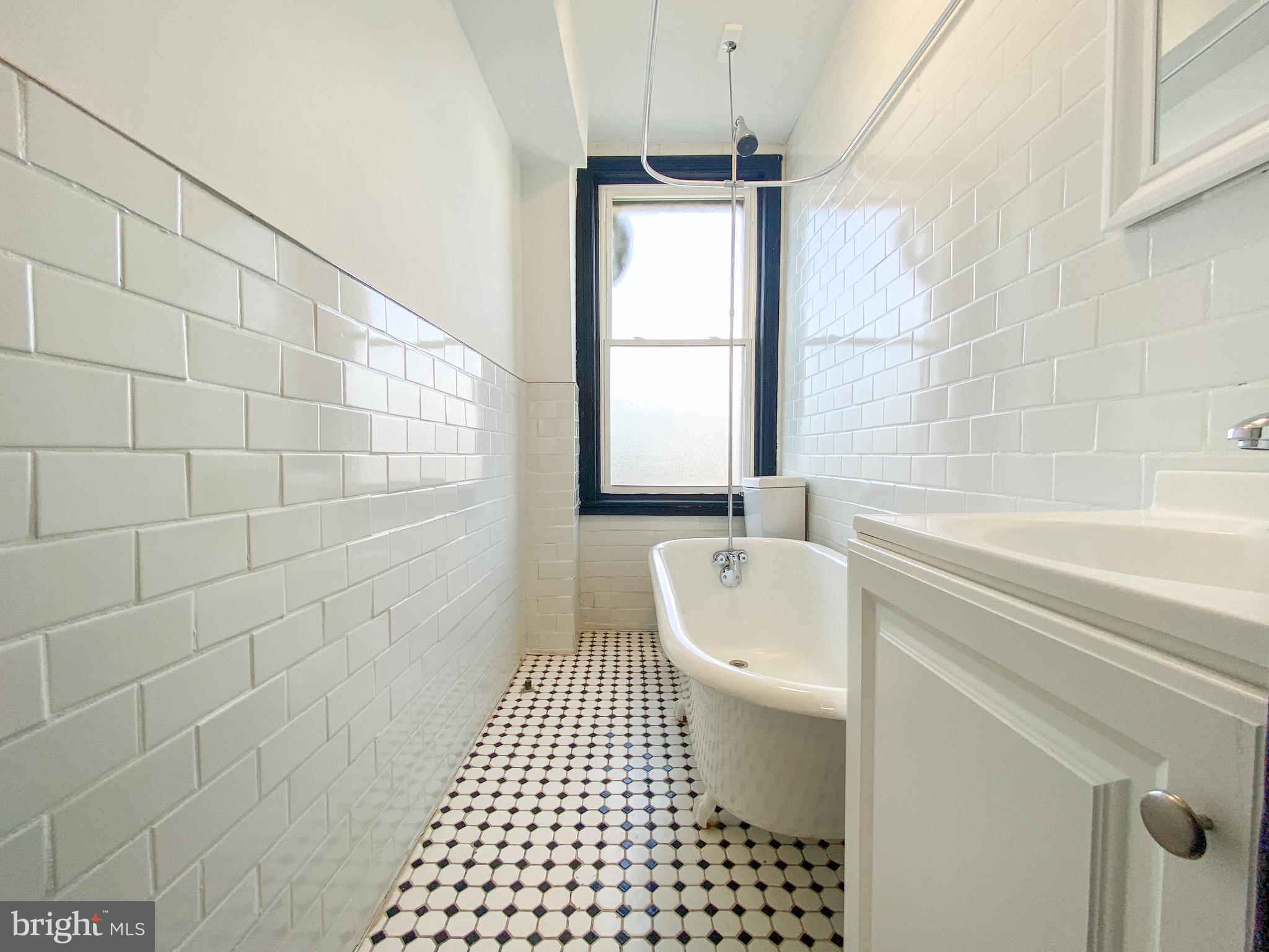 FISHTOWN - Residential Lease