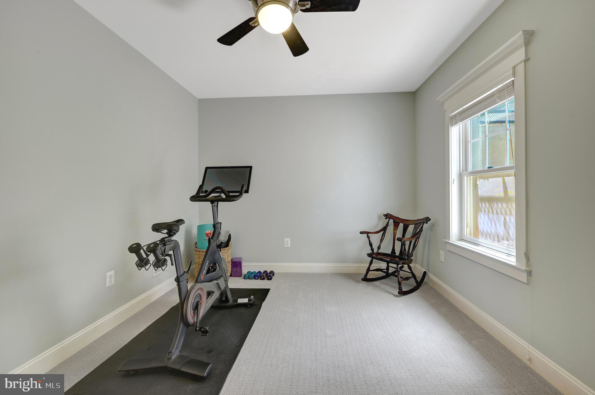 EAST VIENNA WOODS - Residential