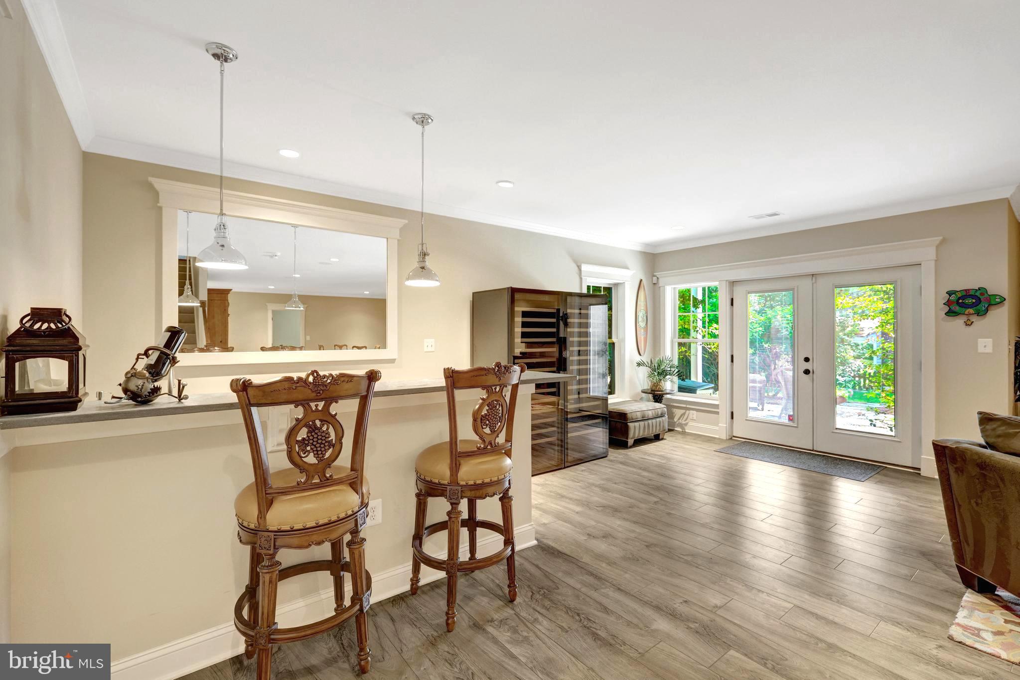 EAST VIENNA WOODS - Residential