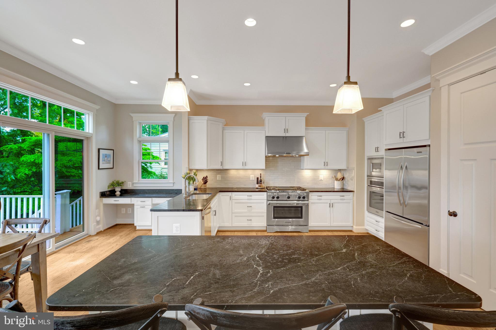 EAST VIENNA WOODS - Residential