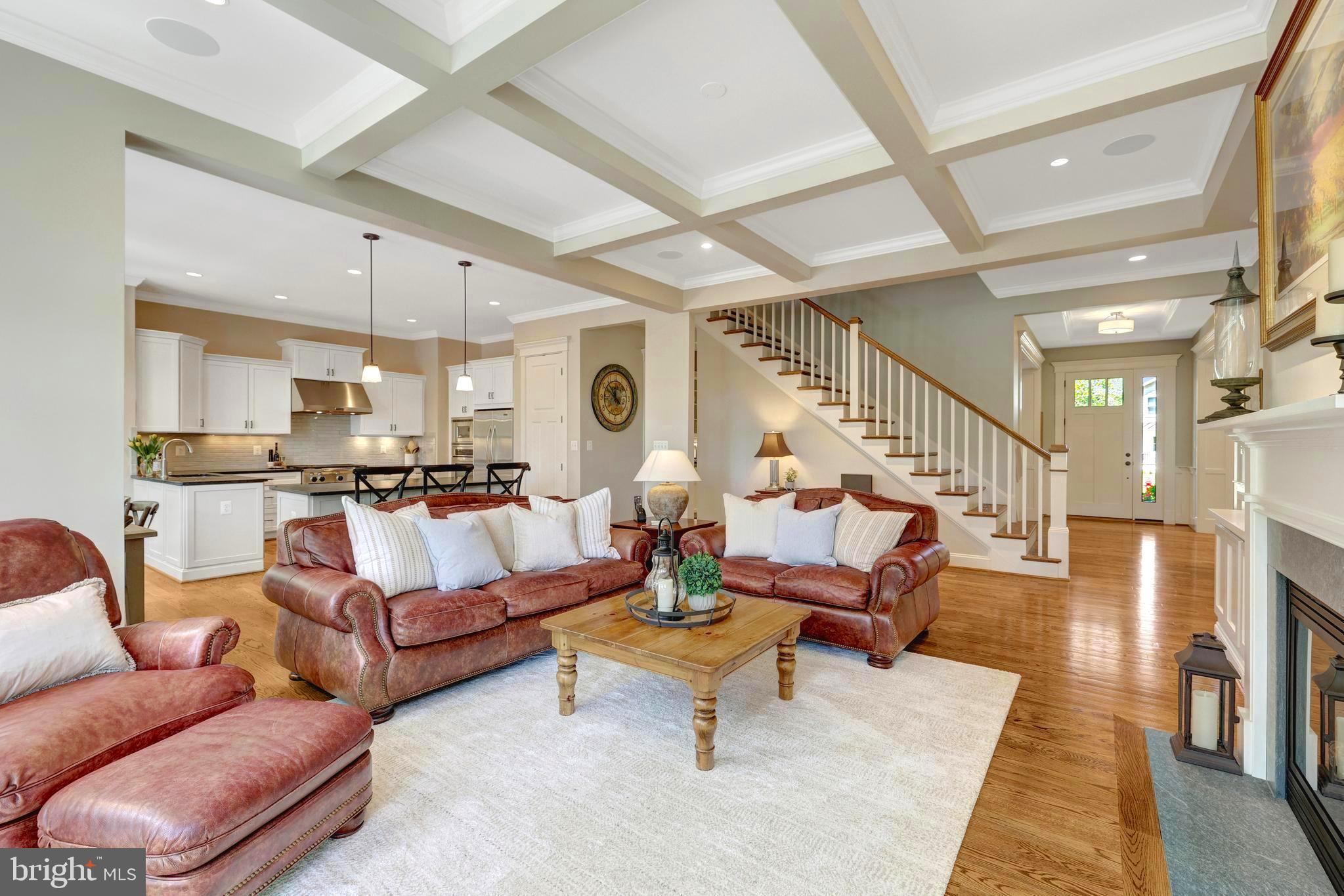 EAST VIENNA WOODS - Residential