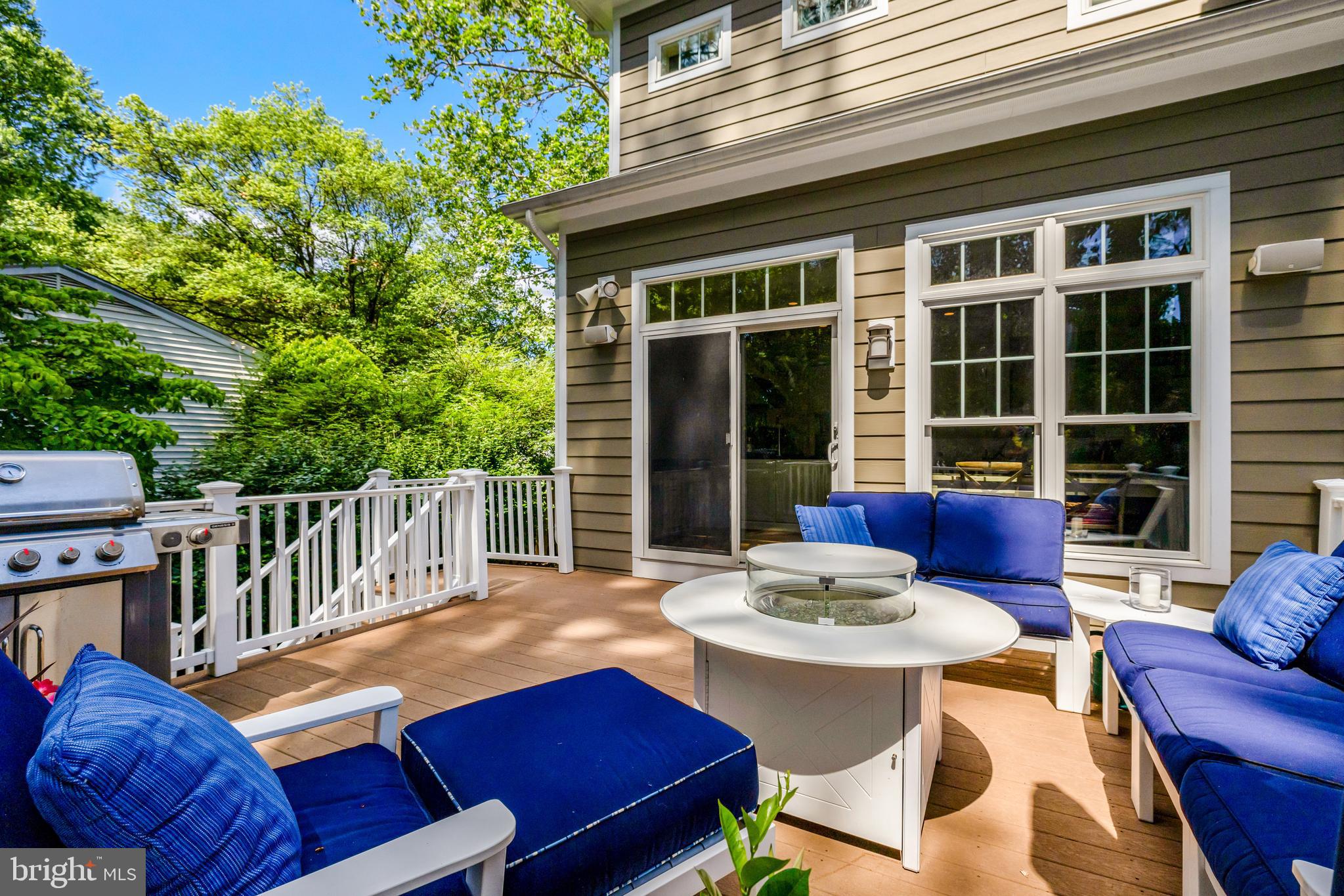 EAST VIENNA WOODS - Residential