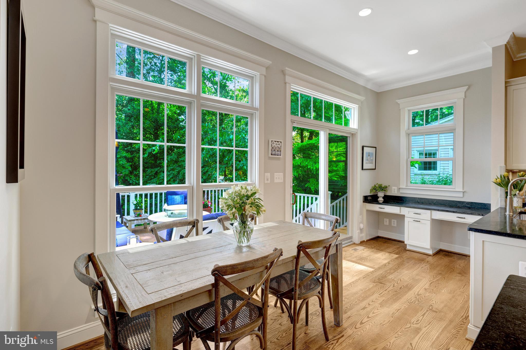 EAST VIENNA WOODS - Residential