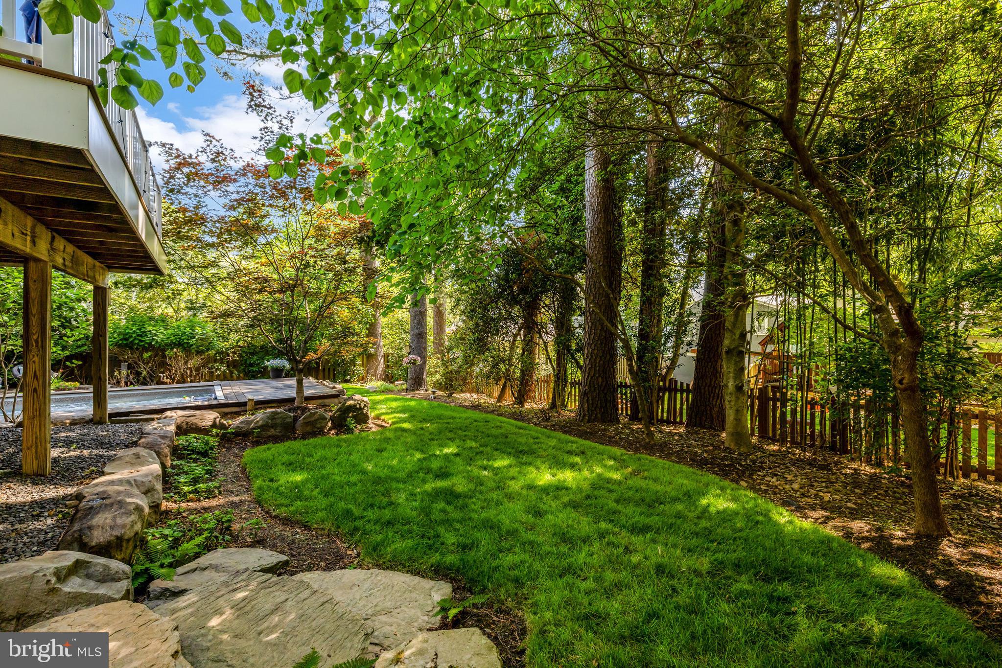 EAST VIENNA WOODS - Residential