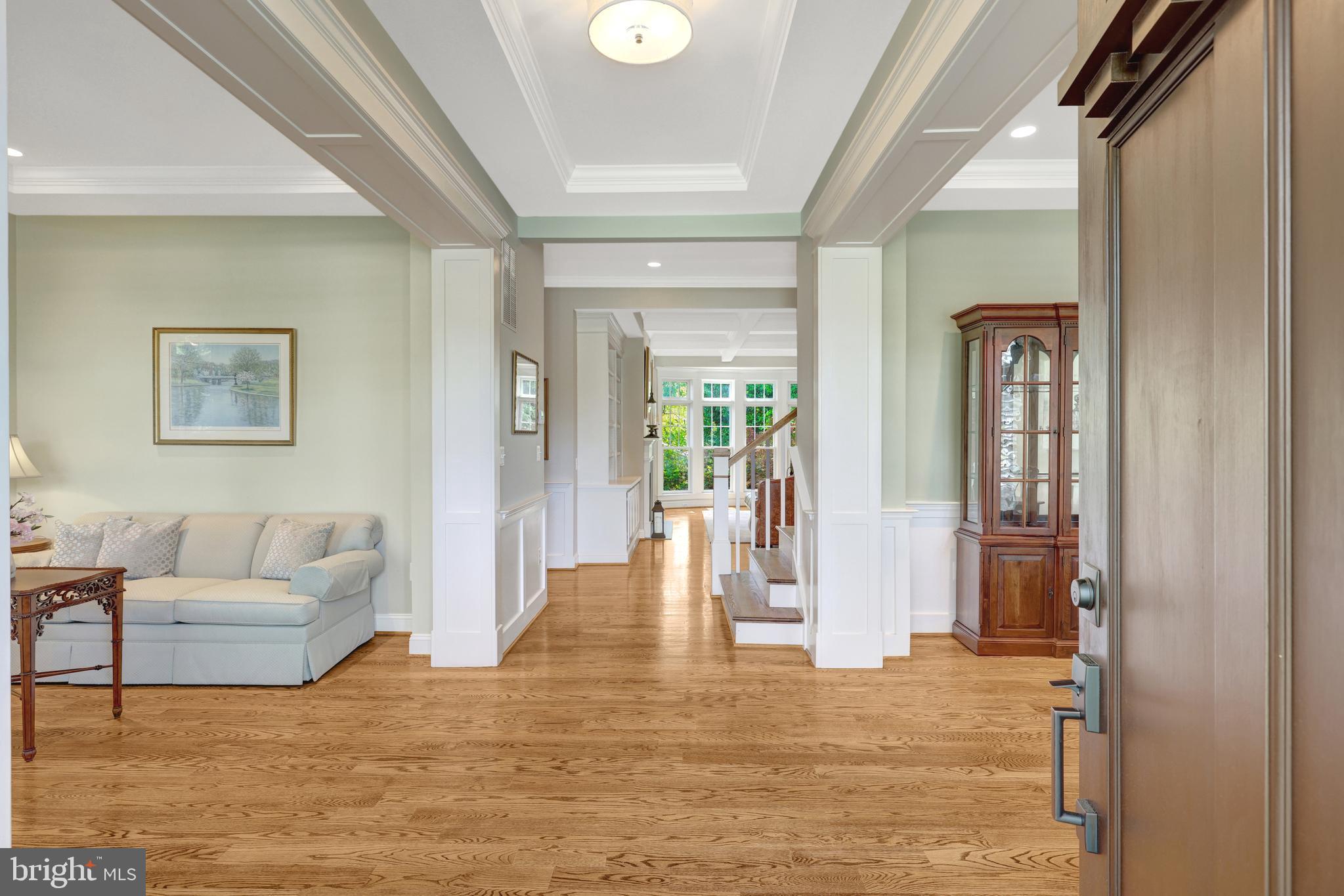 EAST VIENNA WOODS - Residential