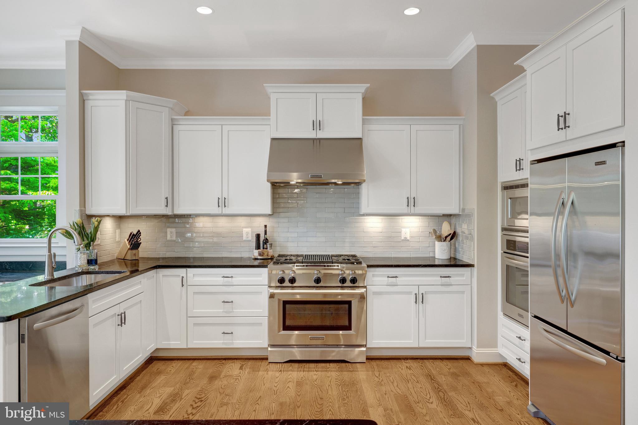 EAST VIENNA WOODS - Residential