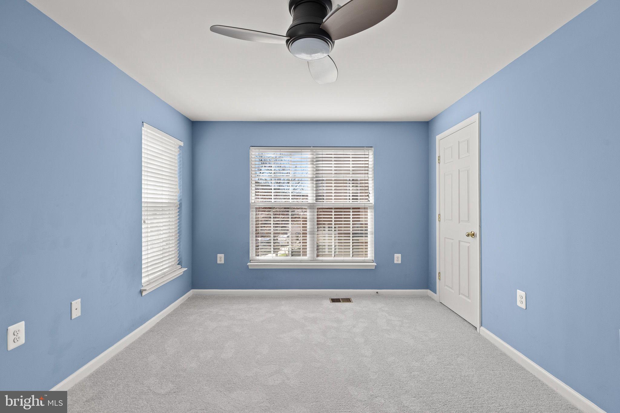 CENTREVILLE CROSSING - Residential