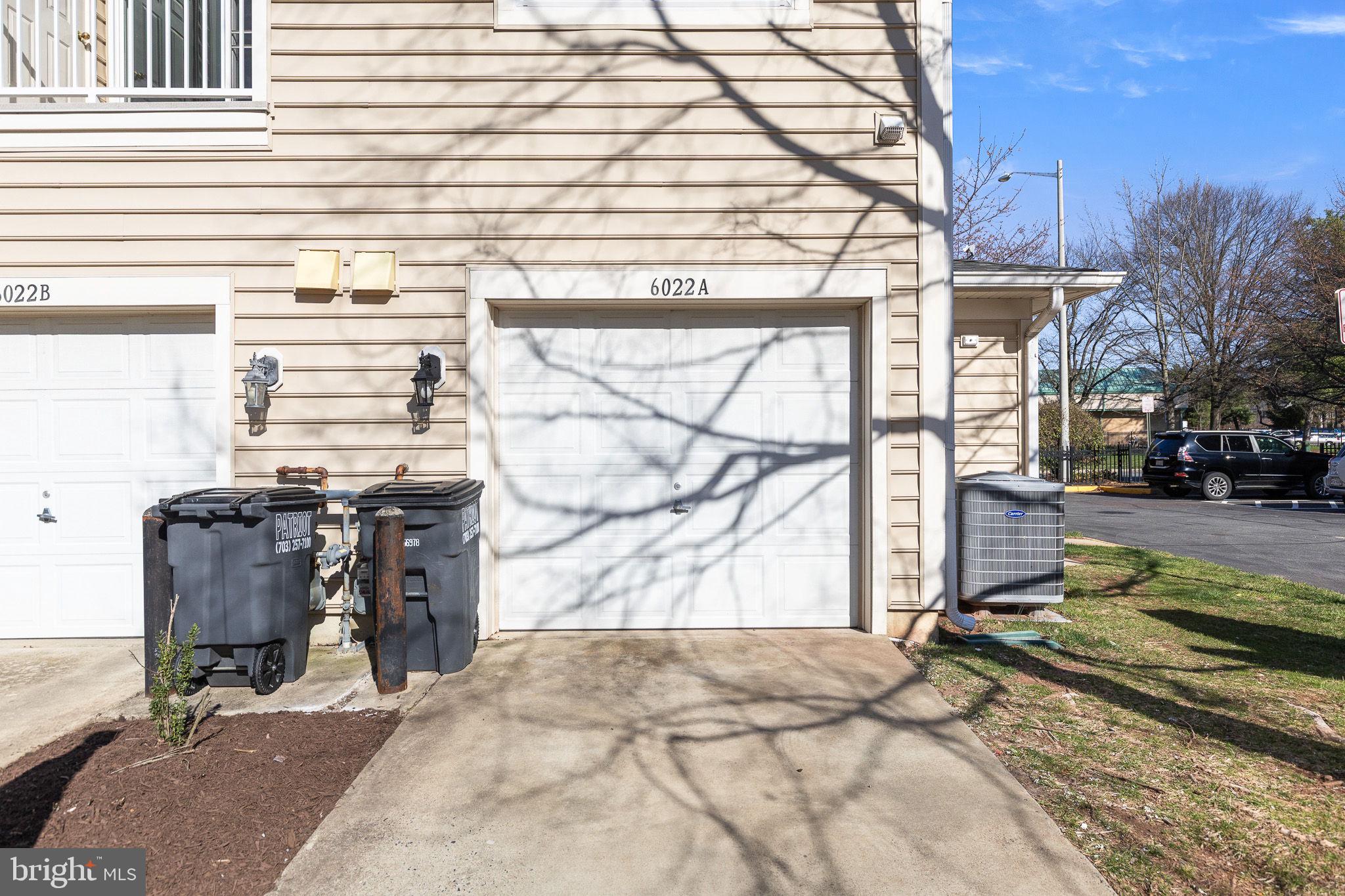 CENTREVILLE CROSSING - Residential