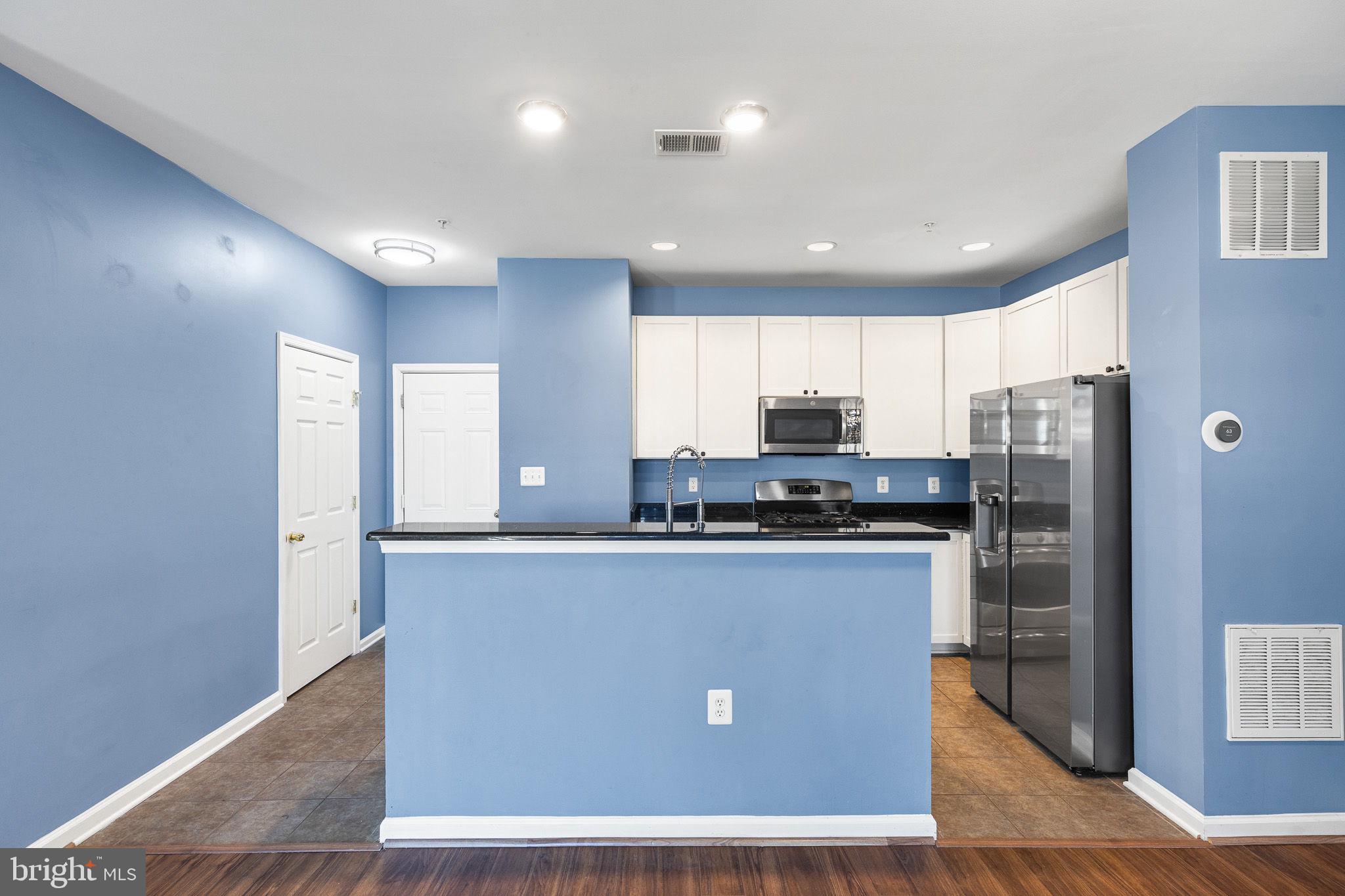 CENTREVILLE CROSSING - Residential