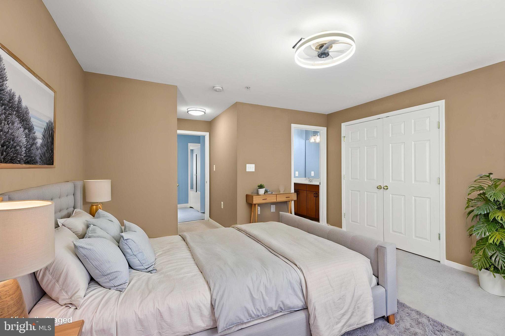 CENTREVILLE CROSSING - Residential