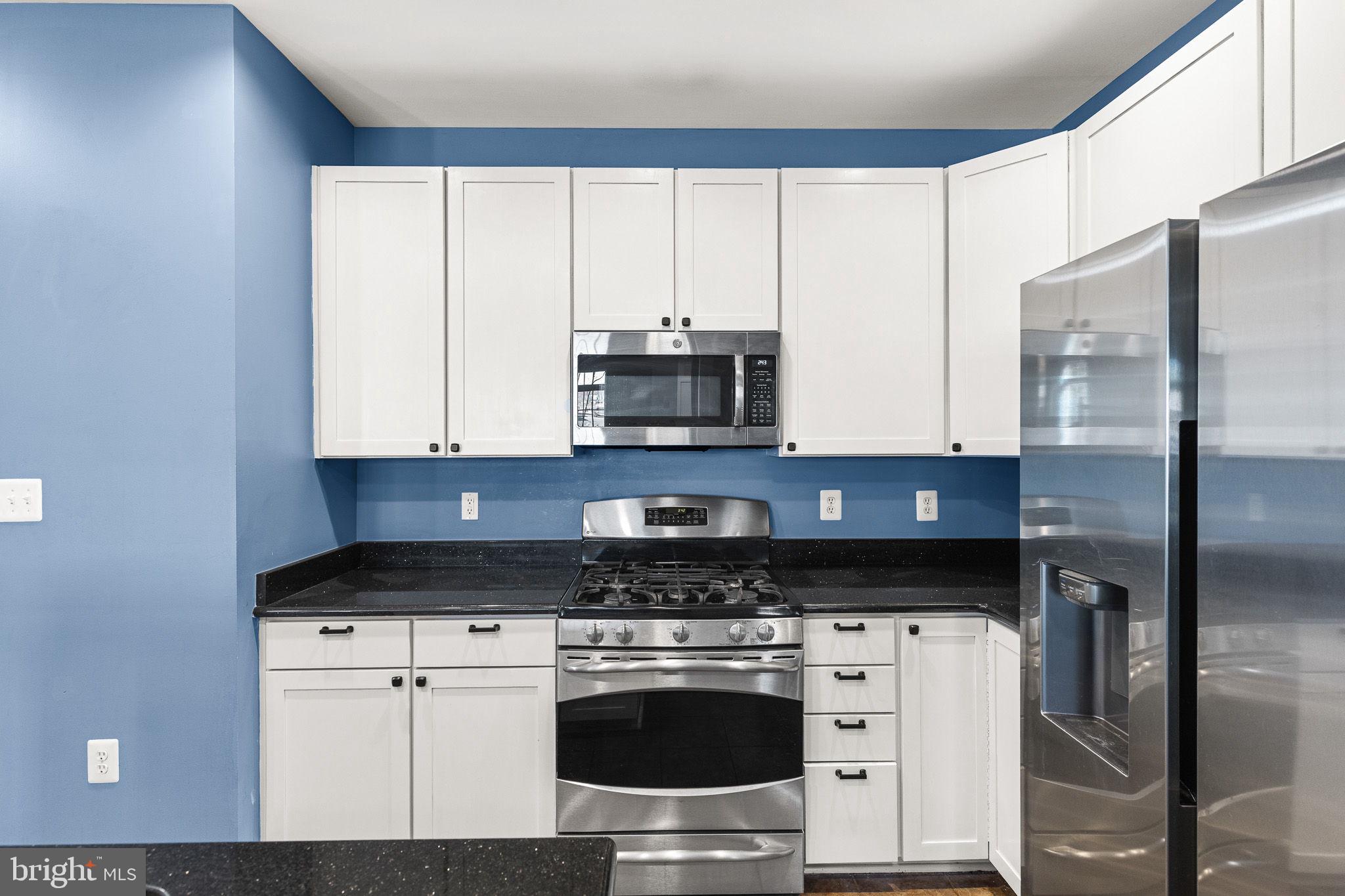 CENTREVILLE CROSSING - Residential