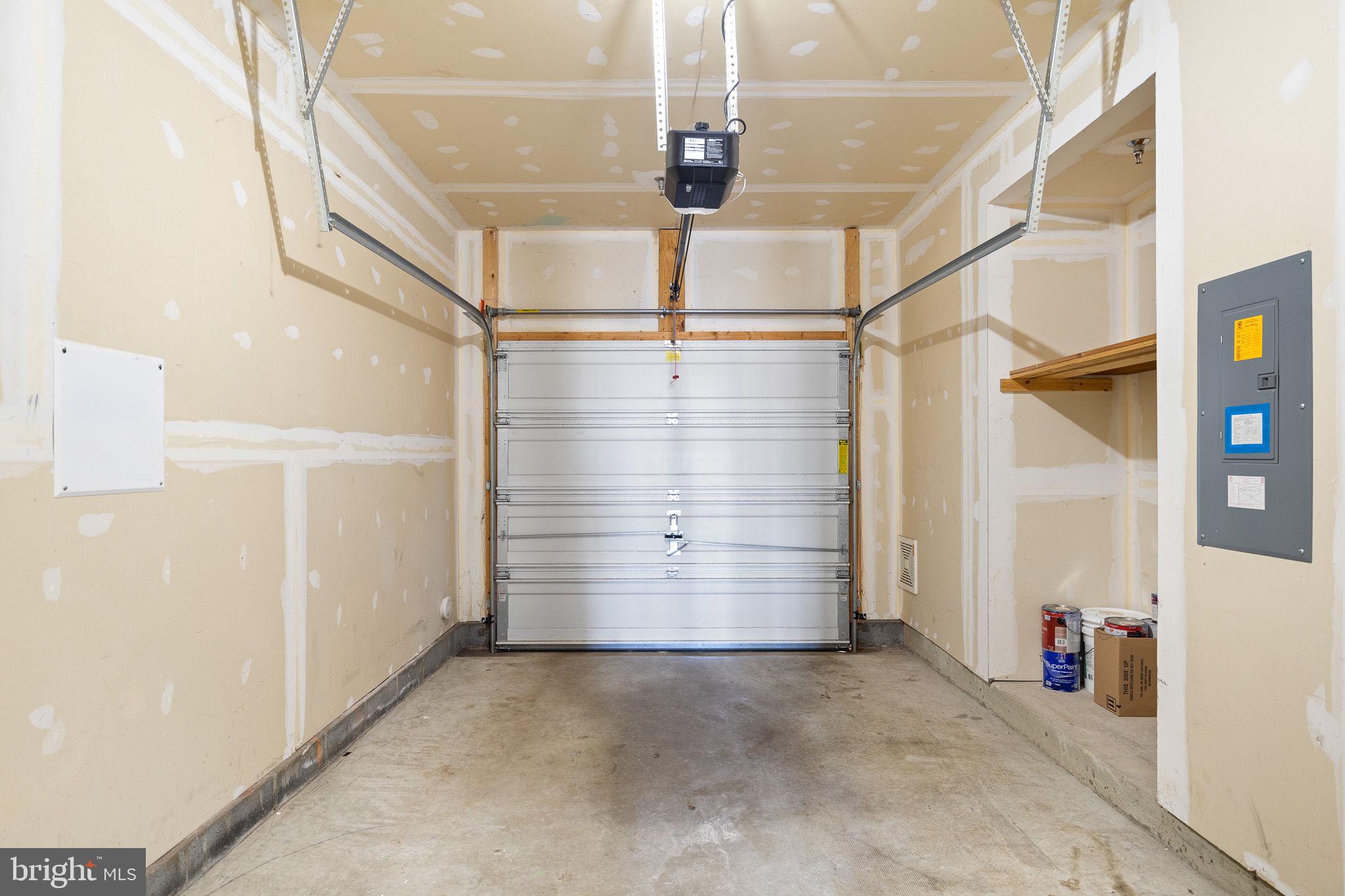 CENTREVILLE CROSSING - Residential