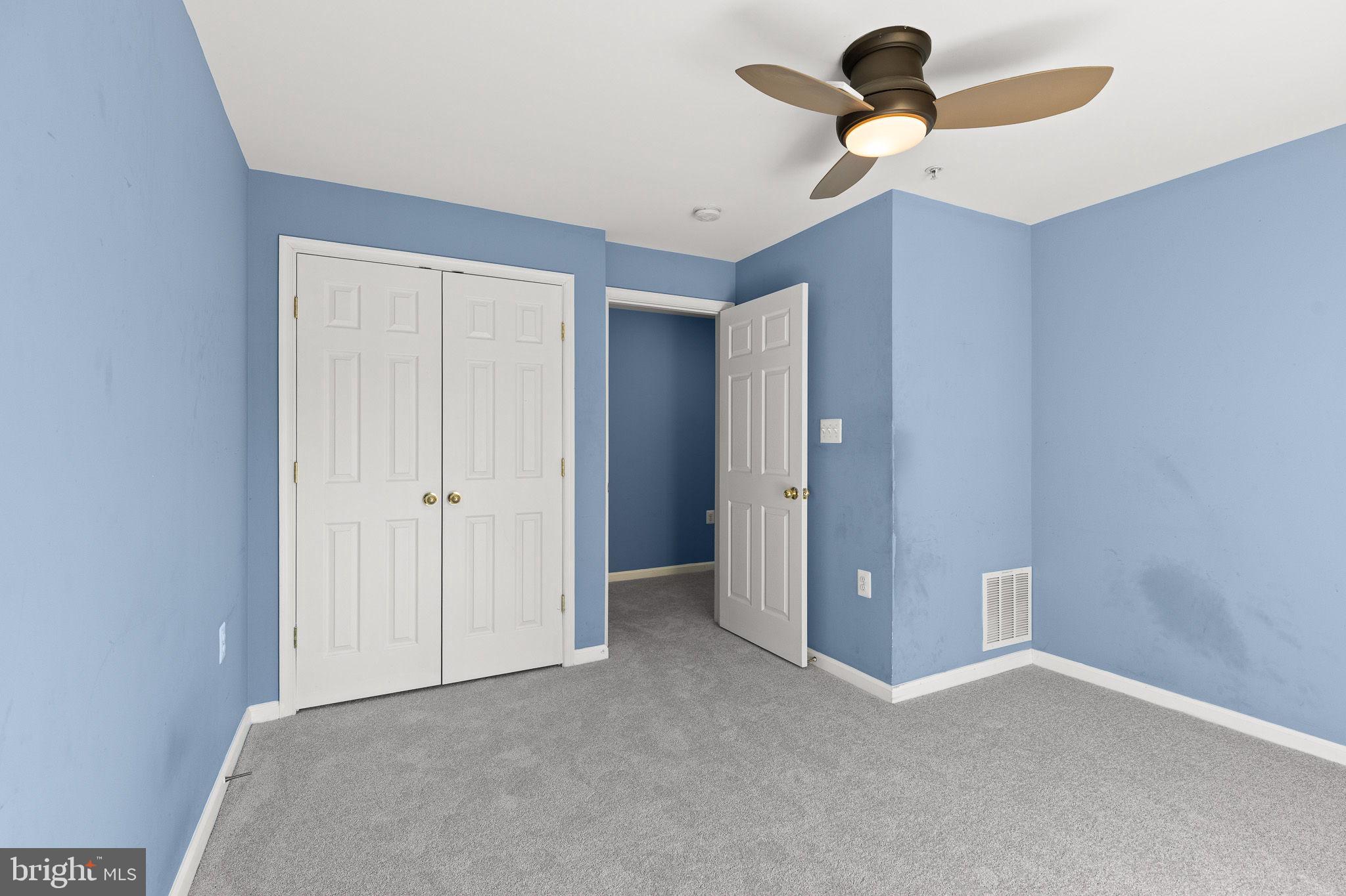 CENTREVILLE CROSSING - Residential