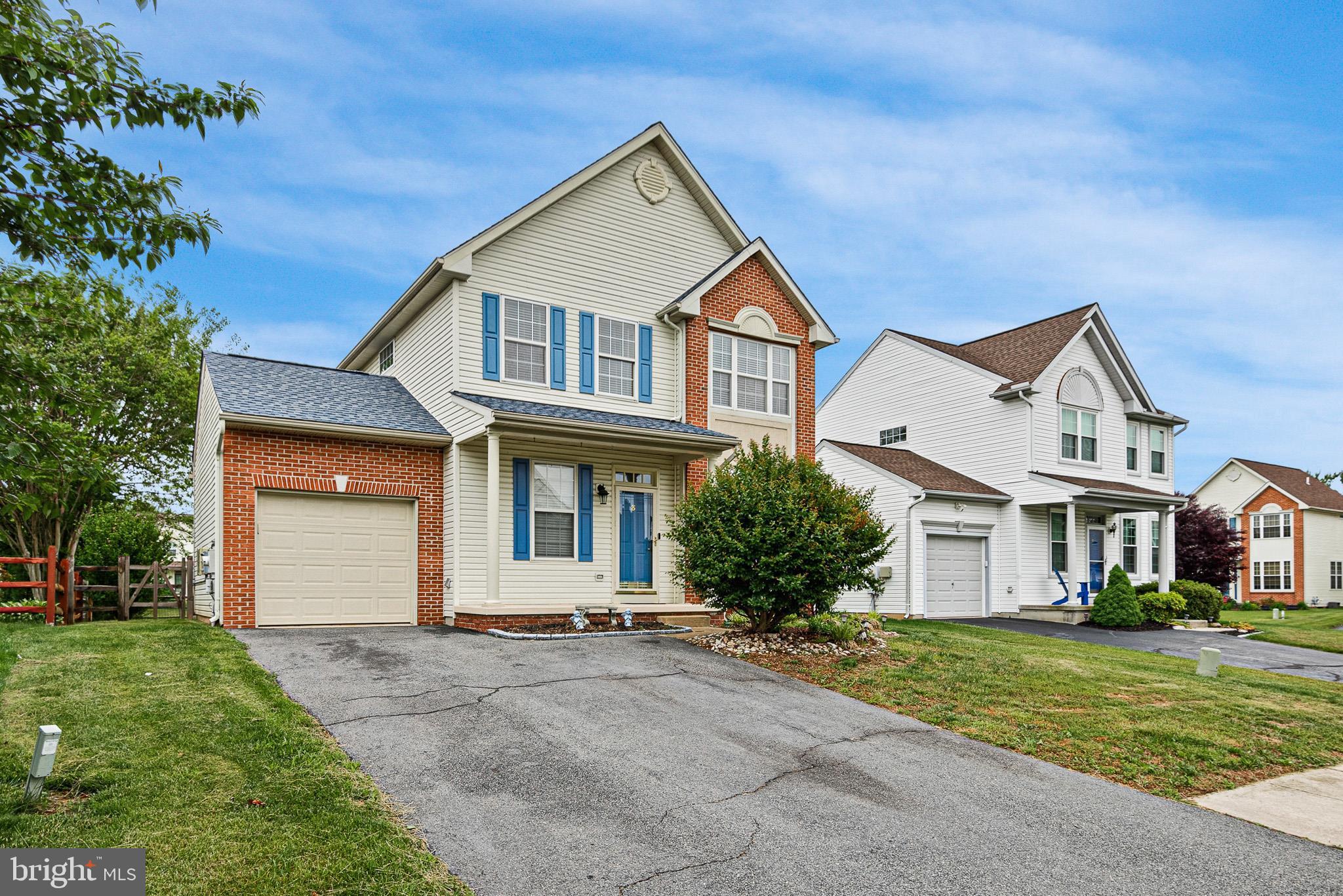 BRENNAN ESTATES - Residential